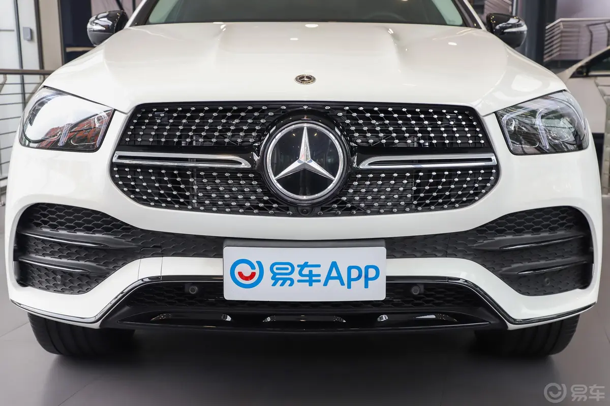 奔驰GLE轿跑GLE 350 4MATIC 轿跑SUV 豪华型外观