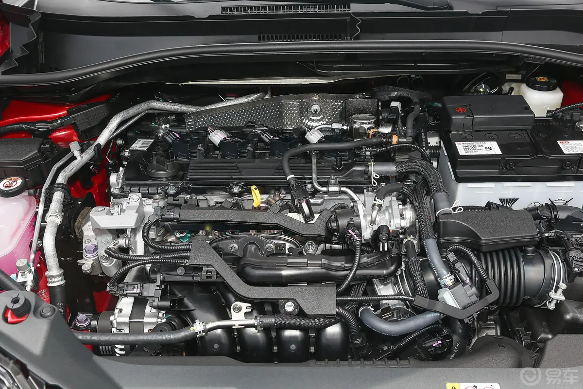 丰田C-HR2.0L 豪华版发动机特写