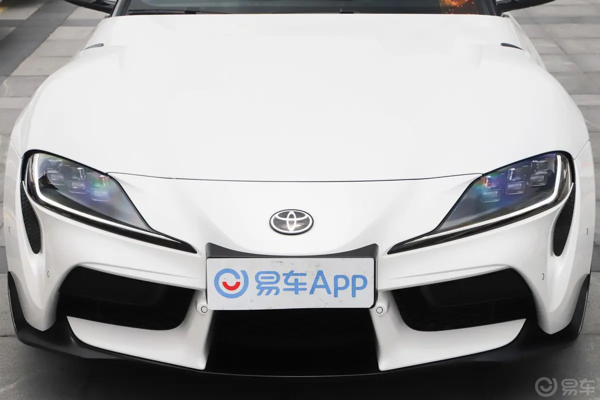 SUPRAGR SUPRA 3.0T 标准型外观