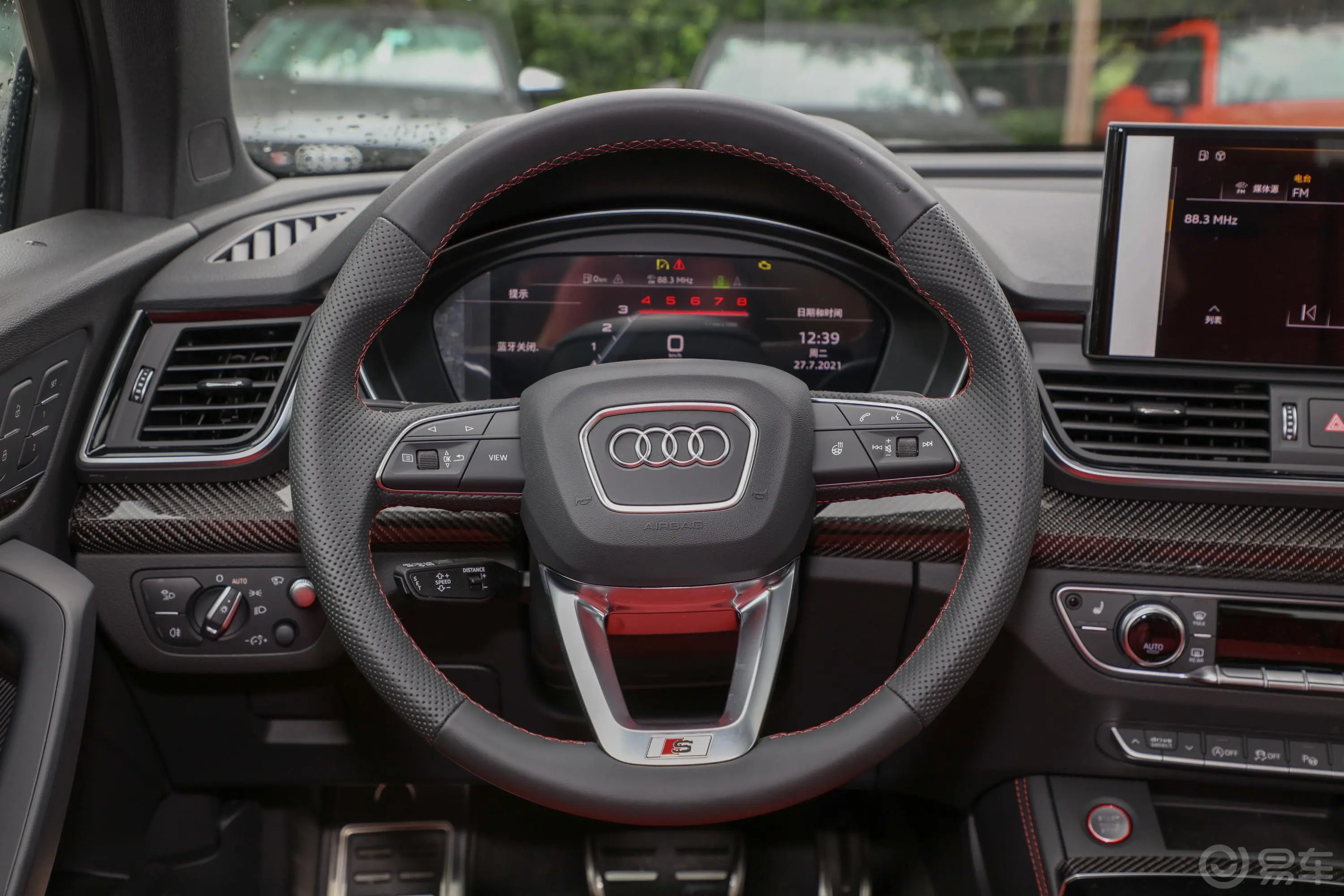 奥迪SQ53.0T quattro方向盘