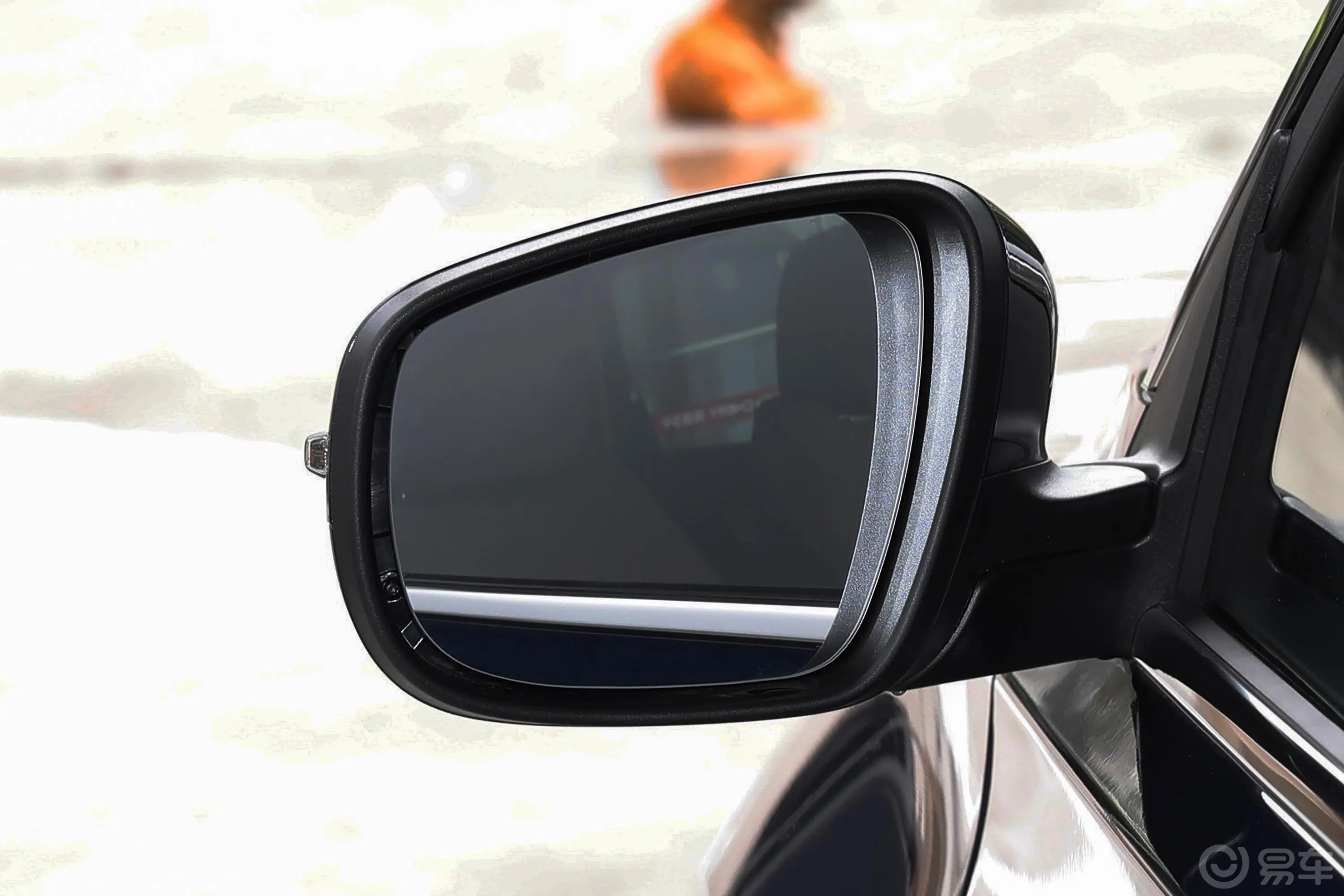 瑞虎8鲲鹏版 290TGDI 双离合扶摇版后视镜镜面