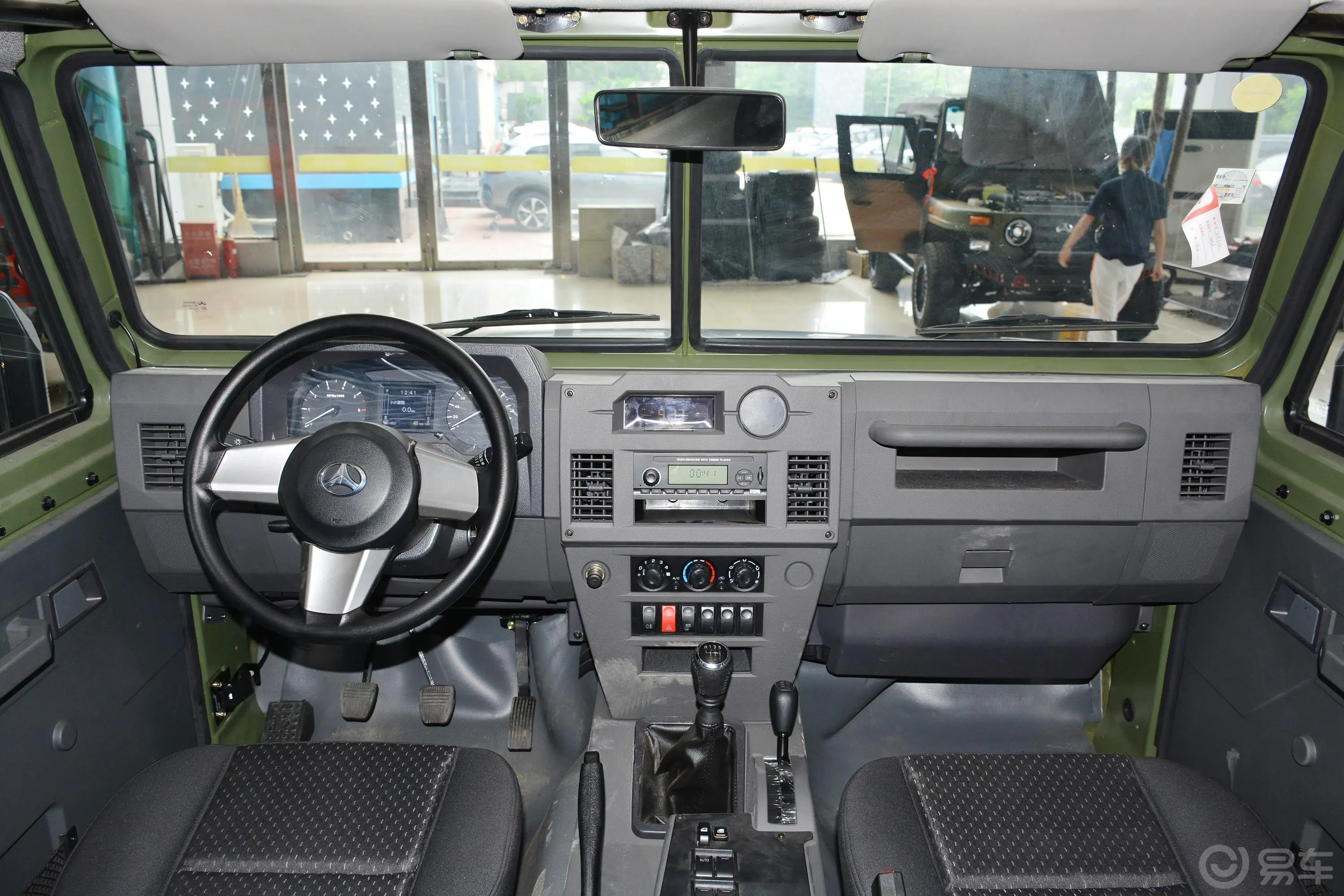 勇士改款 2.4T 手动 四驱 四门汽油版 国VI车窗调节整体