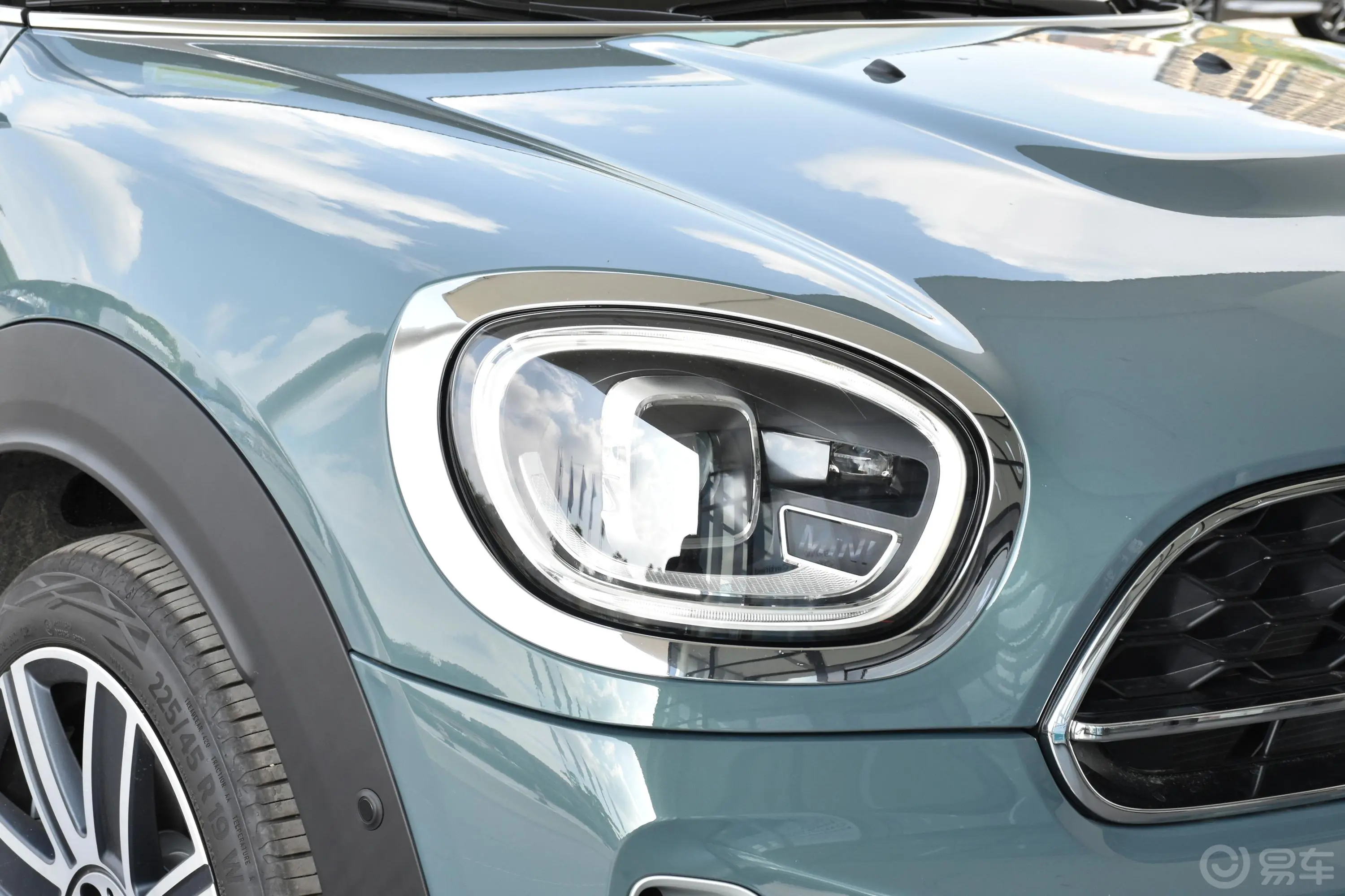 MINI COUNTRYMAN2.0T COOPER S ALL4外观