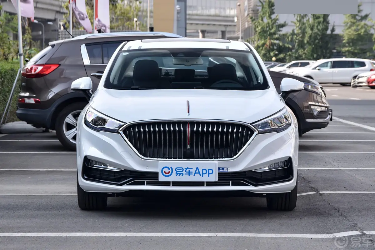 红旗H5经典1.8T 自动智联旗享版外观