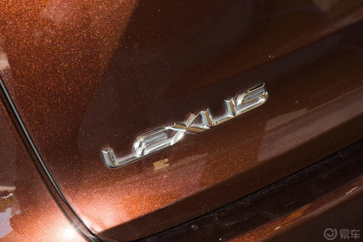 雷克萨斯NX200 四驱 锋尚版 国VI外观
