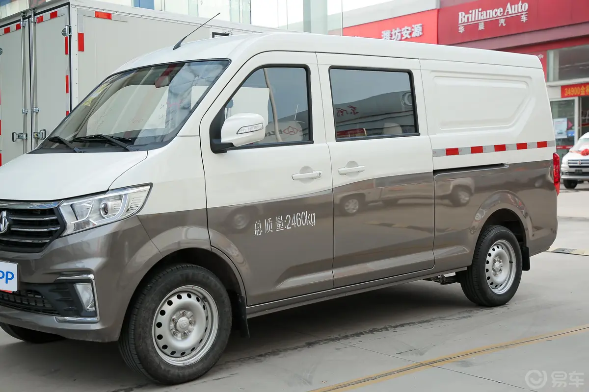 跨越星V51.6L 手动 进宝版豪华型DAM16KR外观