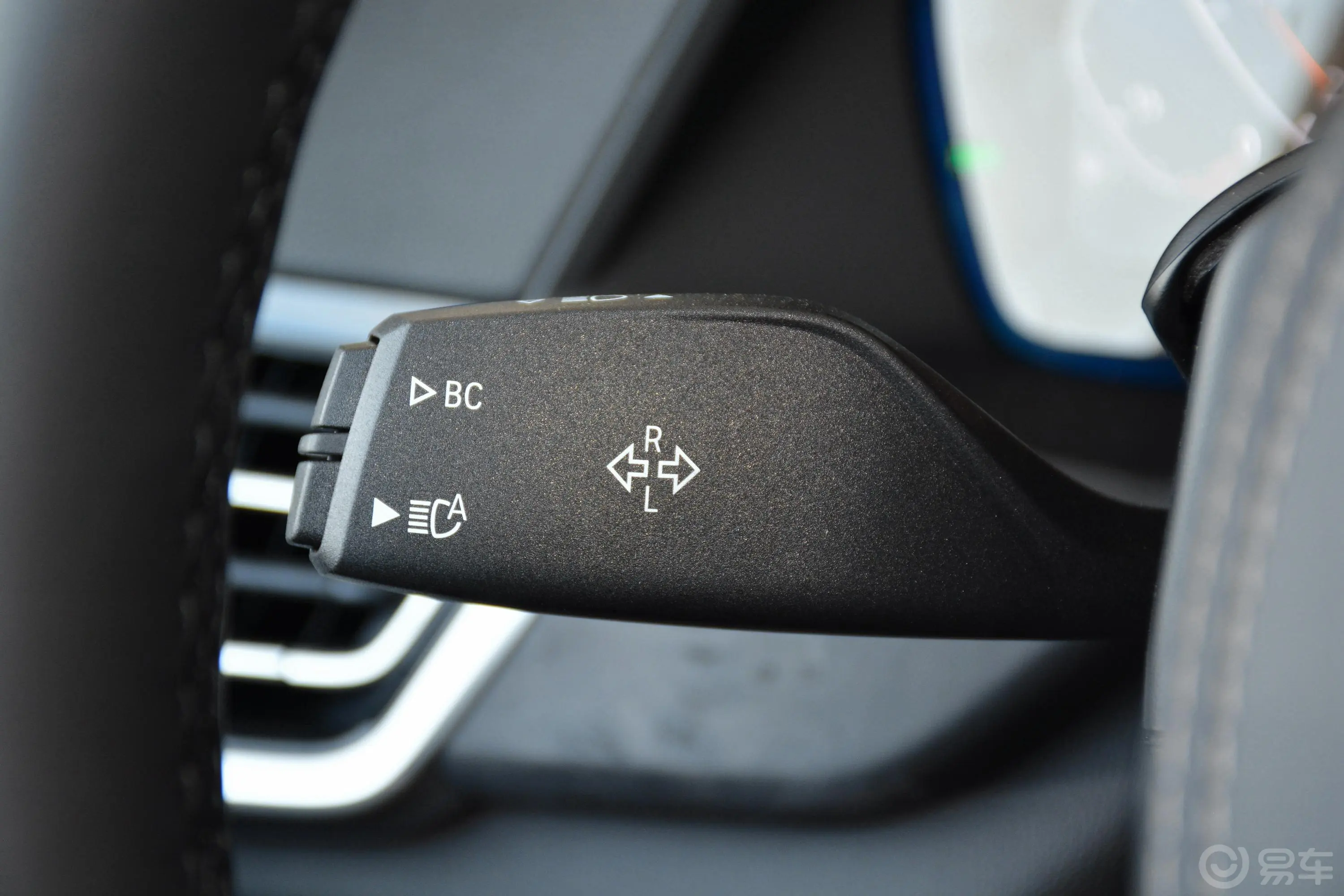 宝马X5(进口)改款 xDrive40i 尊享型 M运动套装内饰