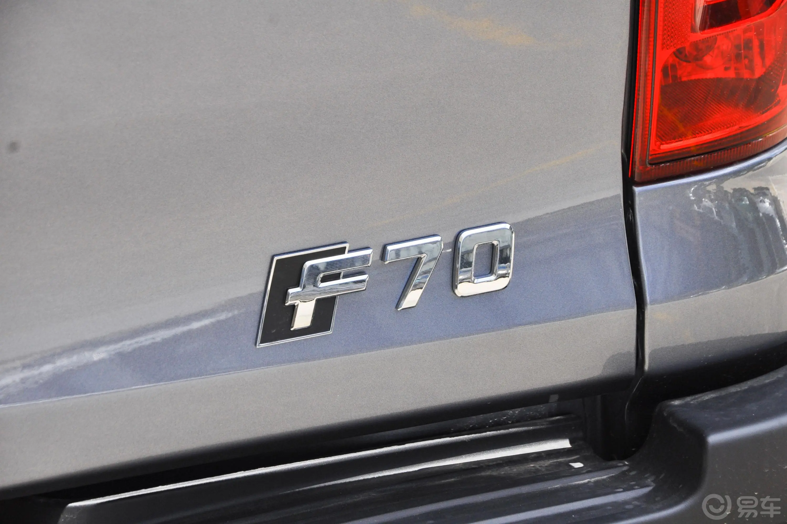 凯程F702.0T 手动 两驱 长轴 豪华版 柴油外观细节