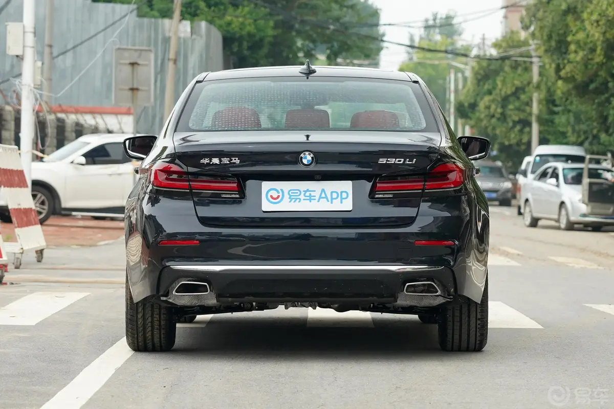 宝马5系530Li 领先型豪华套装外观