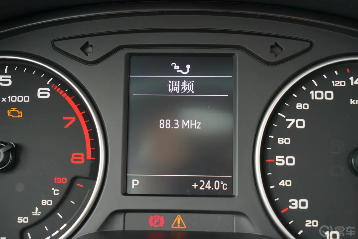 奥迪Q2L35 TFSI 进取动感型主驾驶位