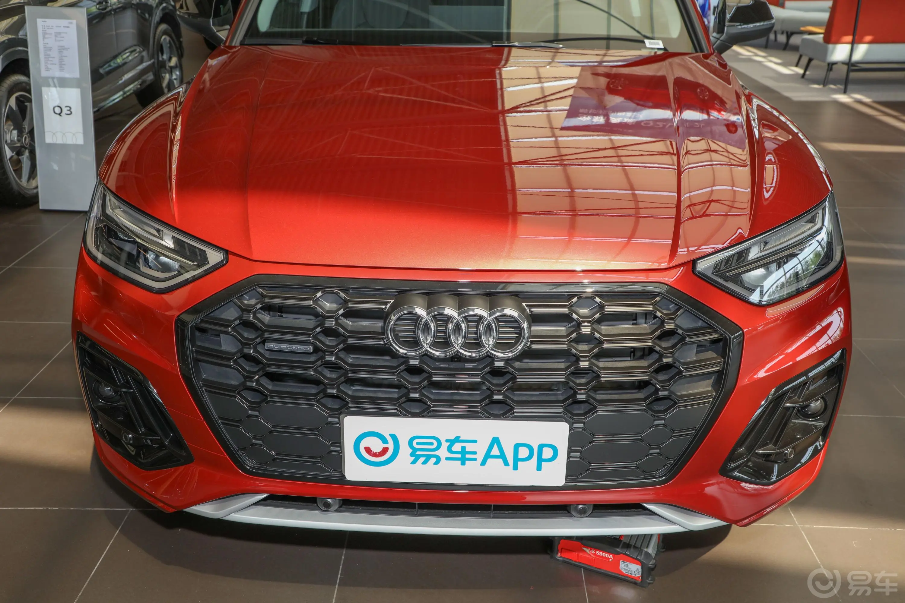 奥迪Q5L40 TFSI 豪华动感型外观