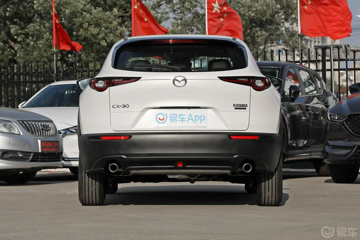 马自达CX-302.0L 自动质悦型正后水平