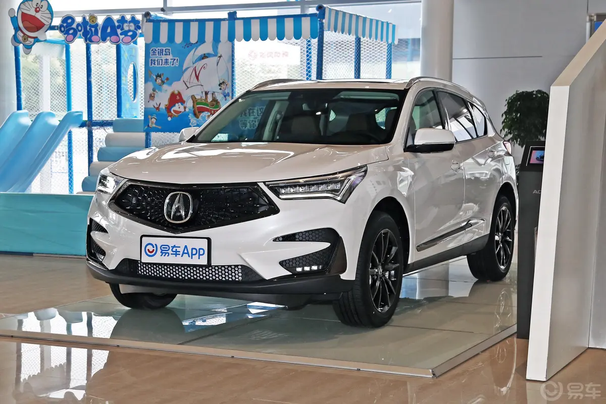 讴歌RDX2.0T 四驱 智享钛金暗夜限量版侧前45度车头向左水平