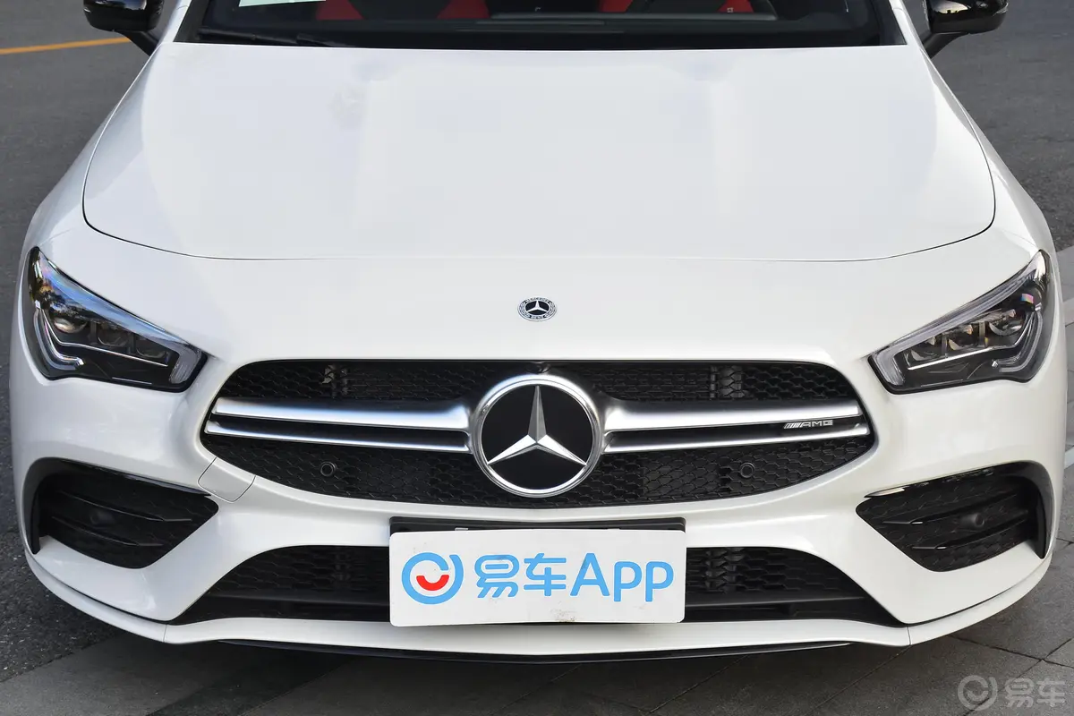 奔驰CLA级 AMGAMG CLA 35 4MATIC外观