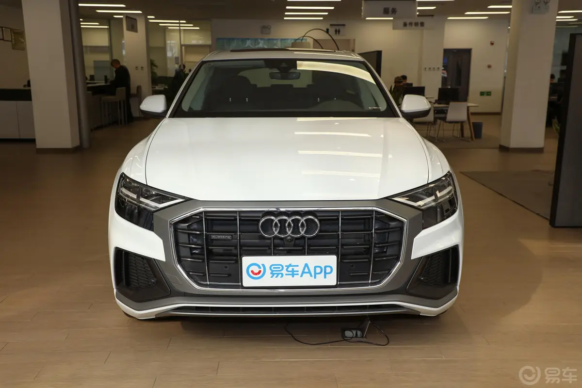 奥迪Q845 TFSI quattro 臻选动感型外观