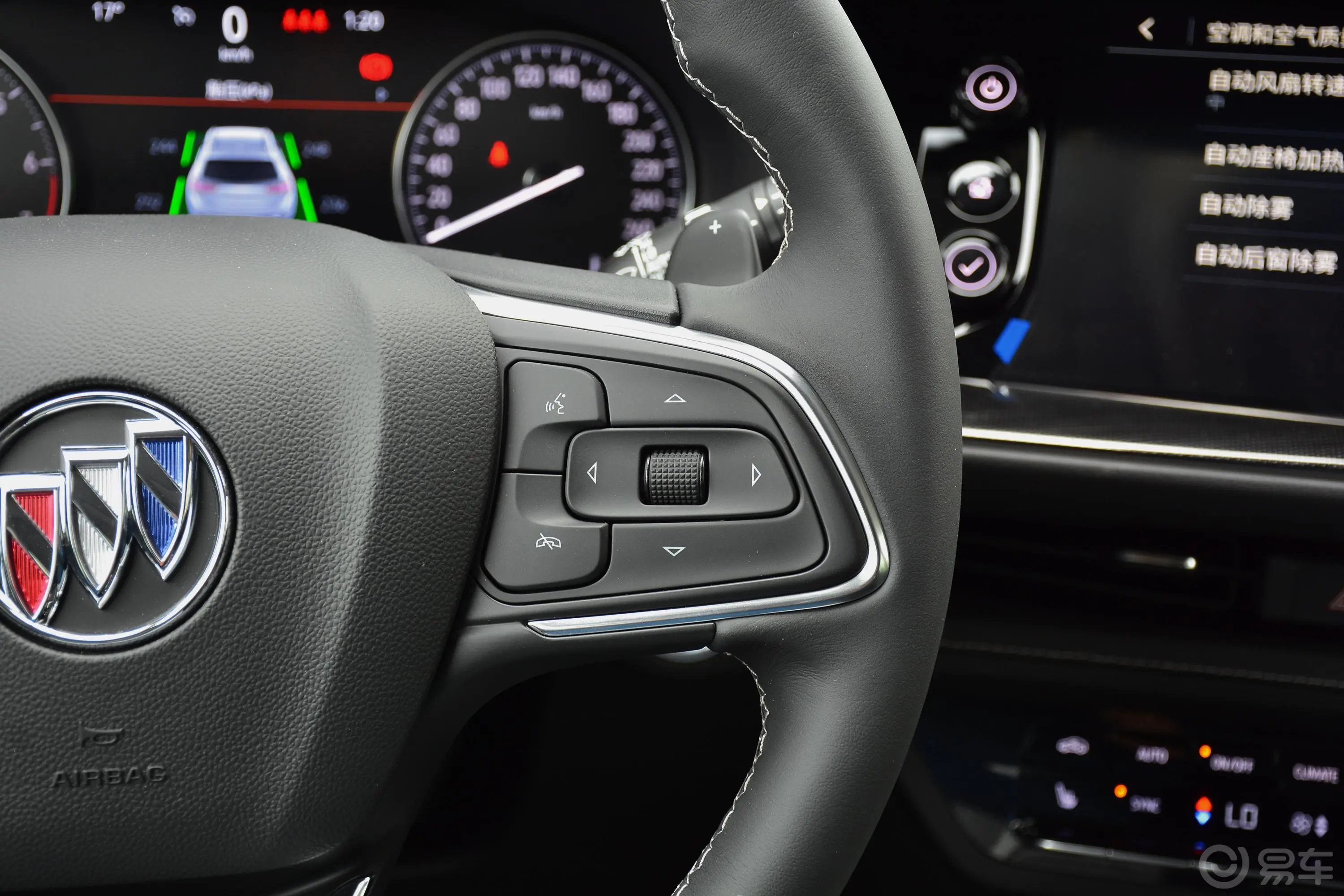 昂科威昂科威S GS 两驱 智慧运动型右侧方向盘功能按键