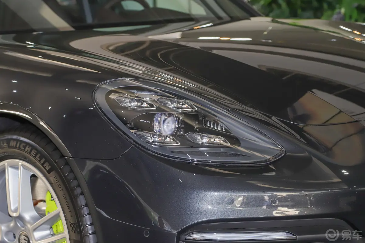 Panamera E-HybridPanamera 4 E-Hybrid 2.9T外观