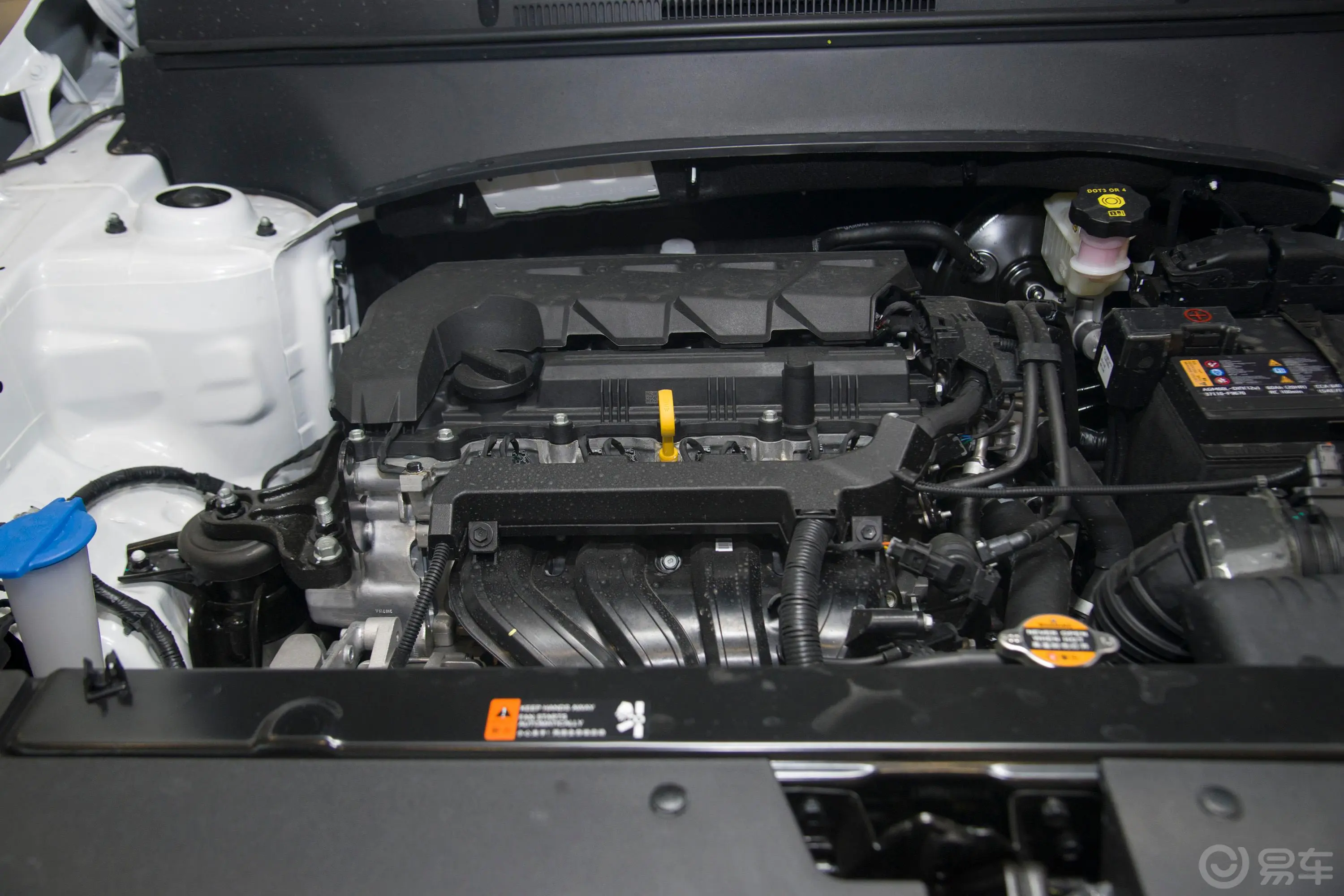 KX3傲跑1.5L CVT 舒适版发动机特写