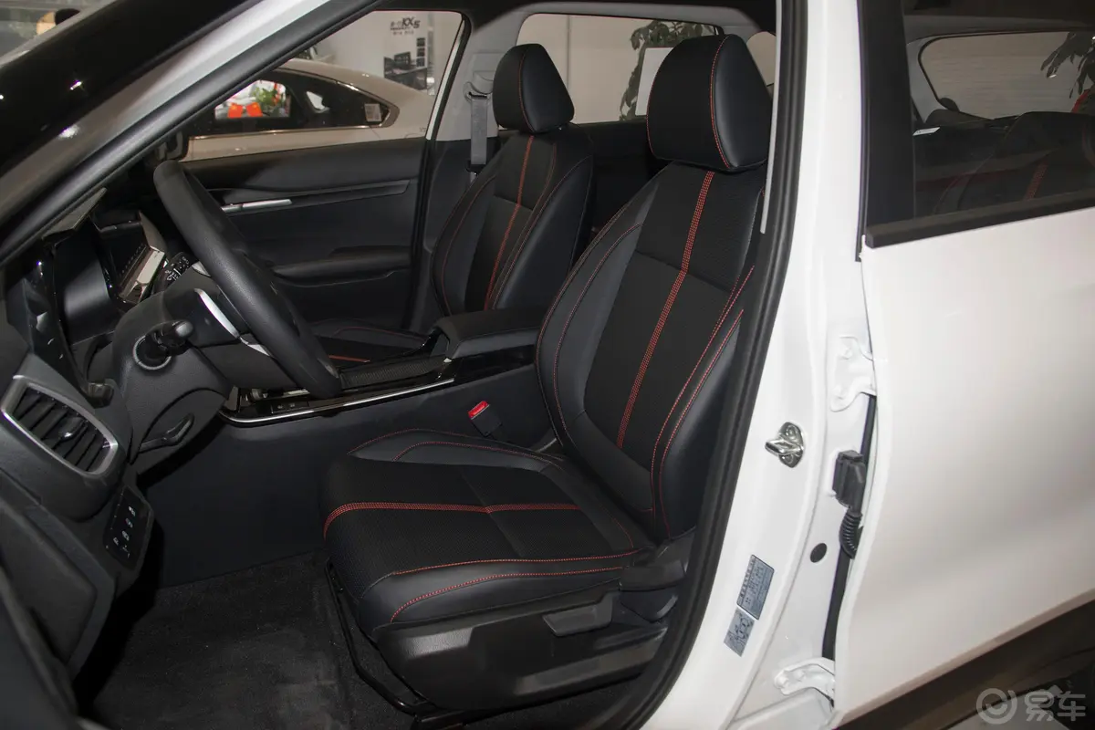 KX3傲跑1.5L CVT 舒适版驾驶员座椅