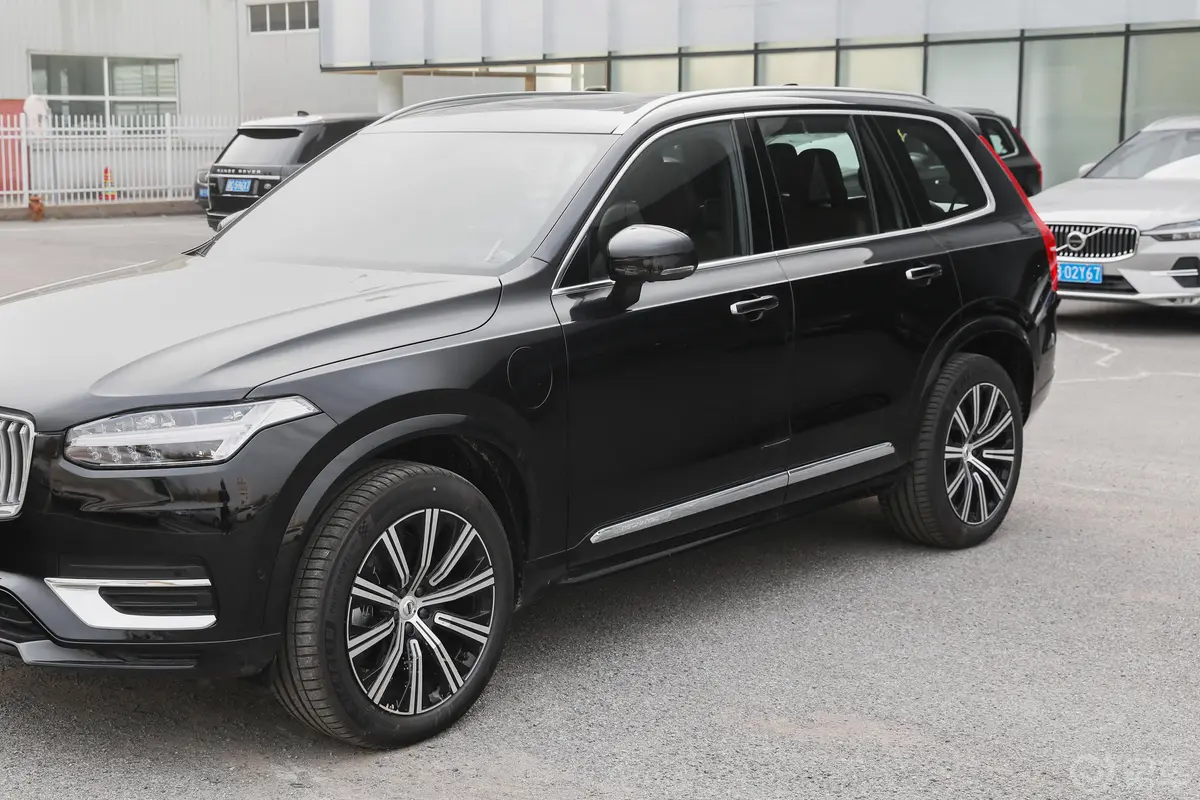 沃尔沃XC90新能源RECHARGE T8 智尊豪华版外观