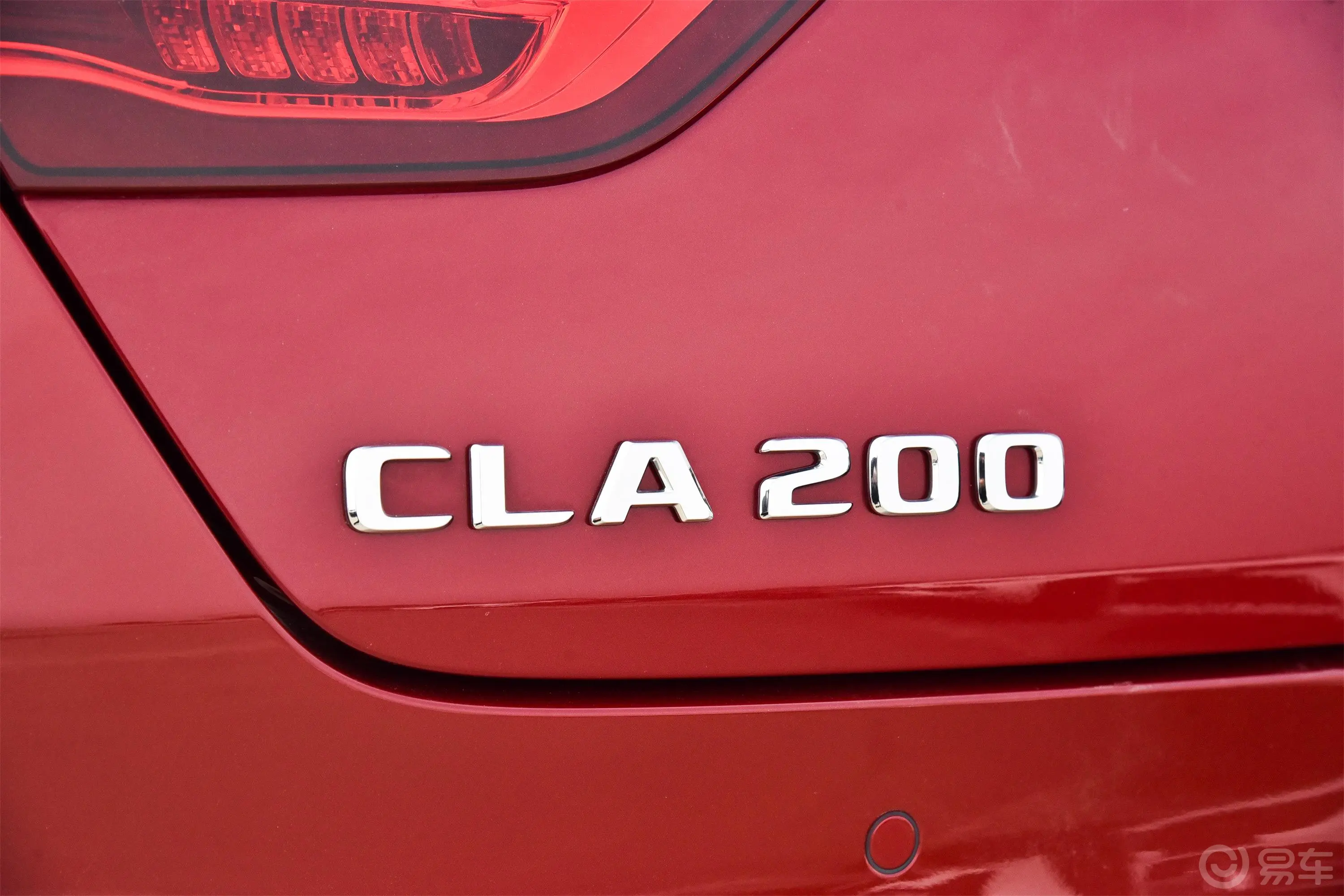 奔驰CLA级CLA 200 五门猎跑车外观