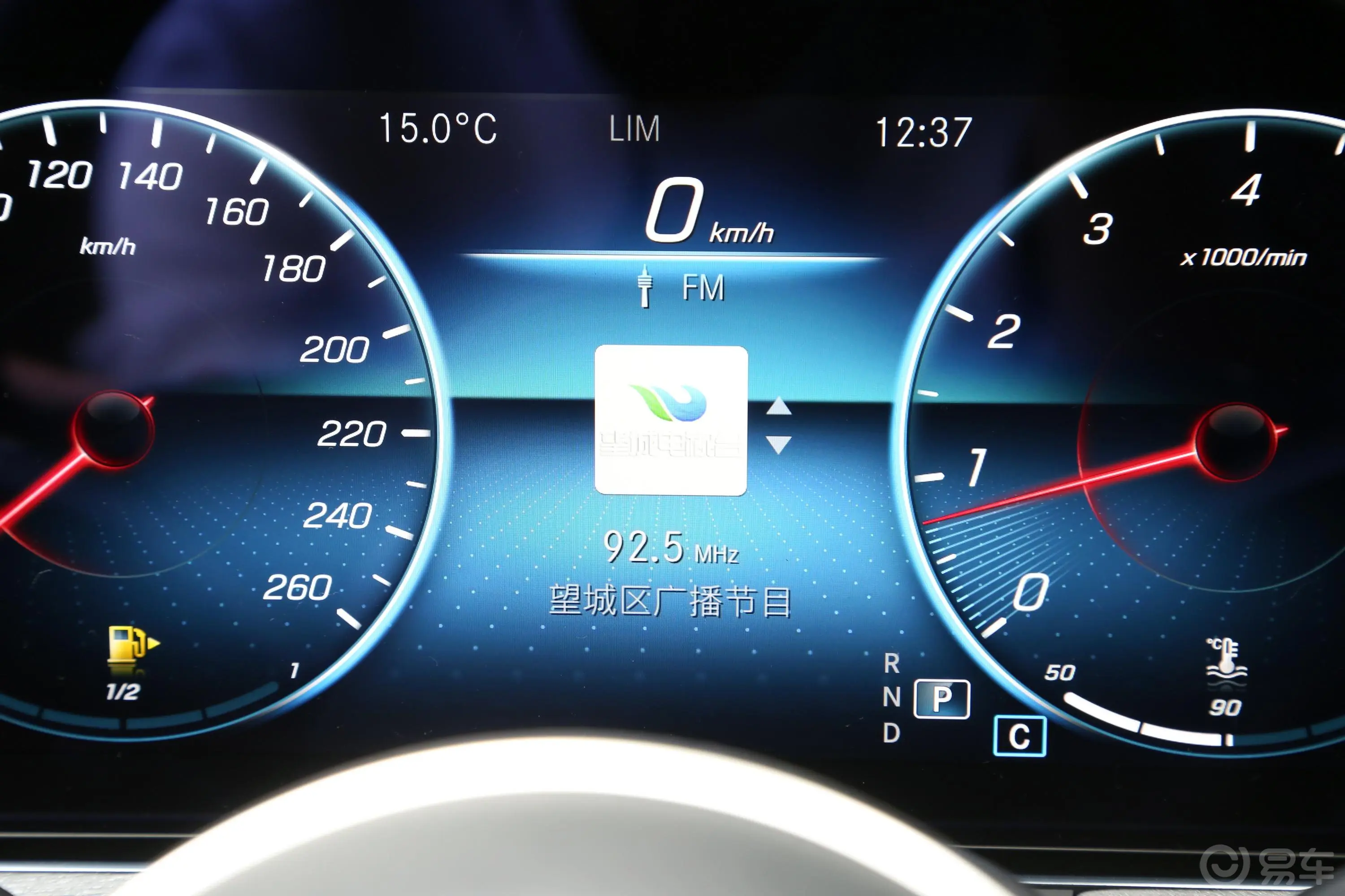 奔驰CLS级改款 CLS 300 动感型内饰