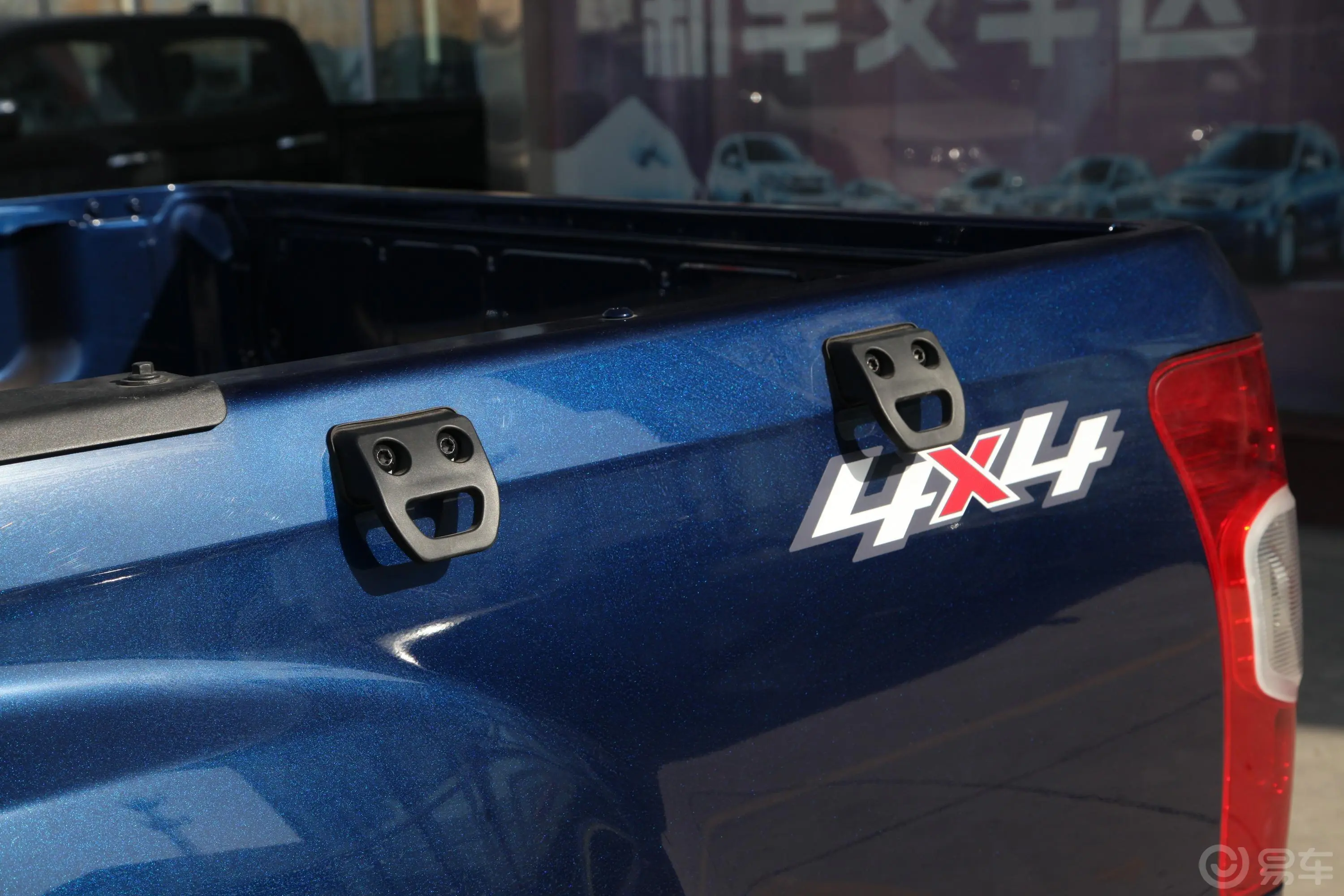 瑞迈2.8T 四驱标轴舒适版 柴油外观细节