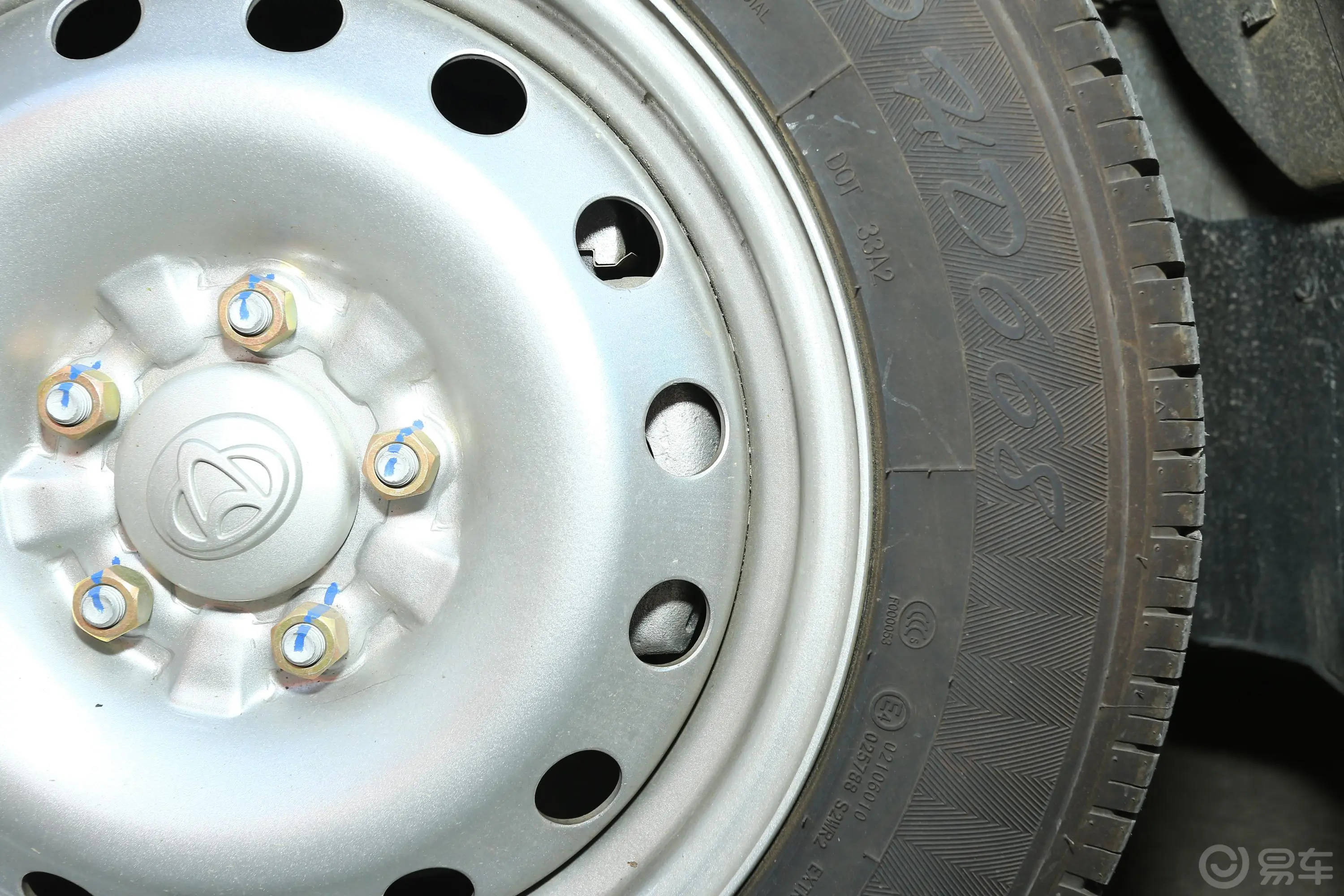 跨越星V51.5L 手动 2座JL473QH外观