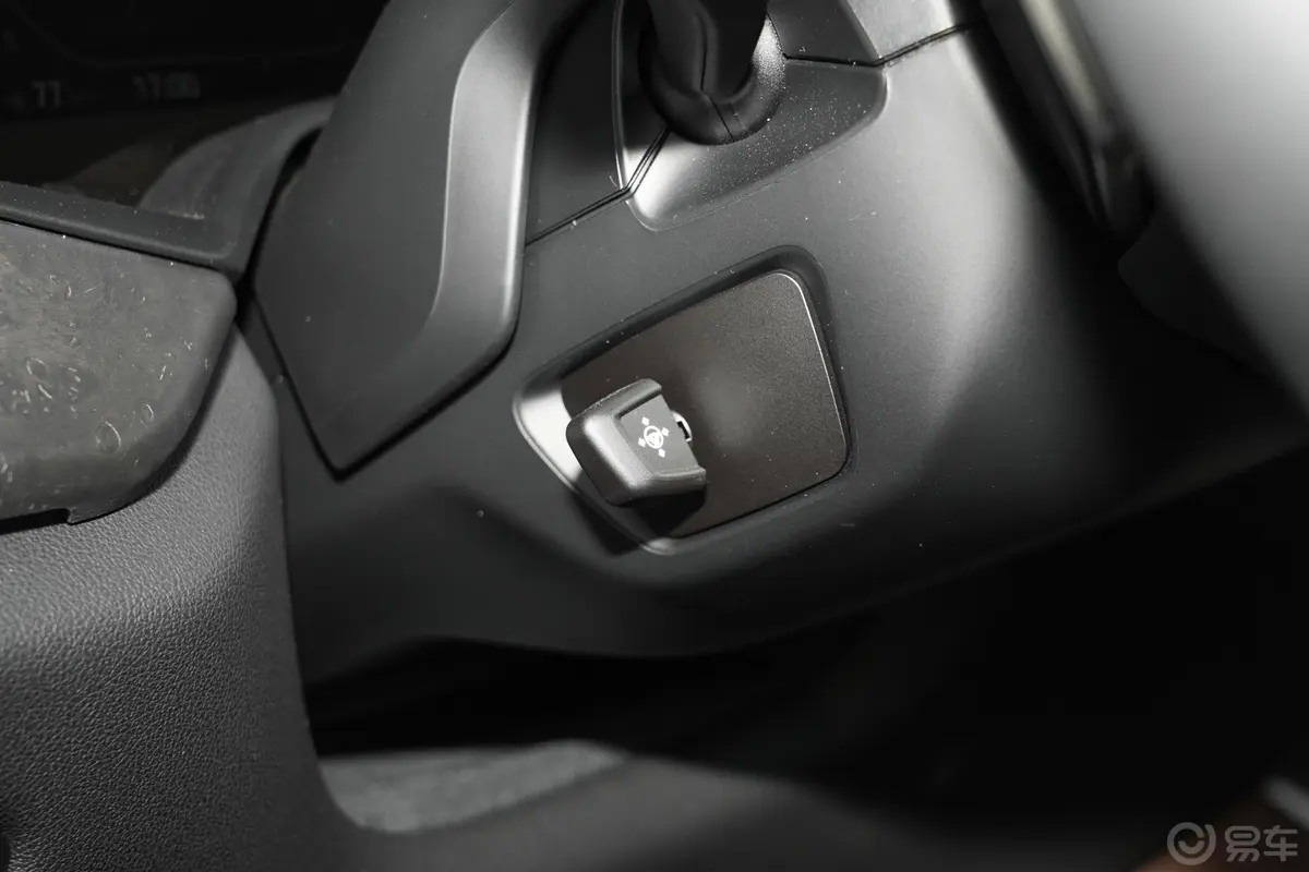 宝马X5(进口)xDrive30i M运动套装方向盘调节