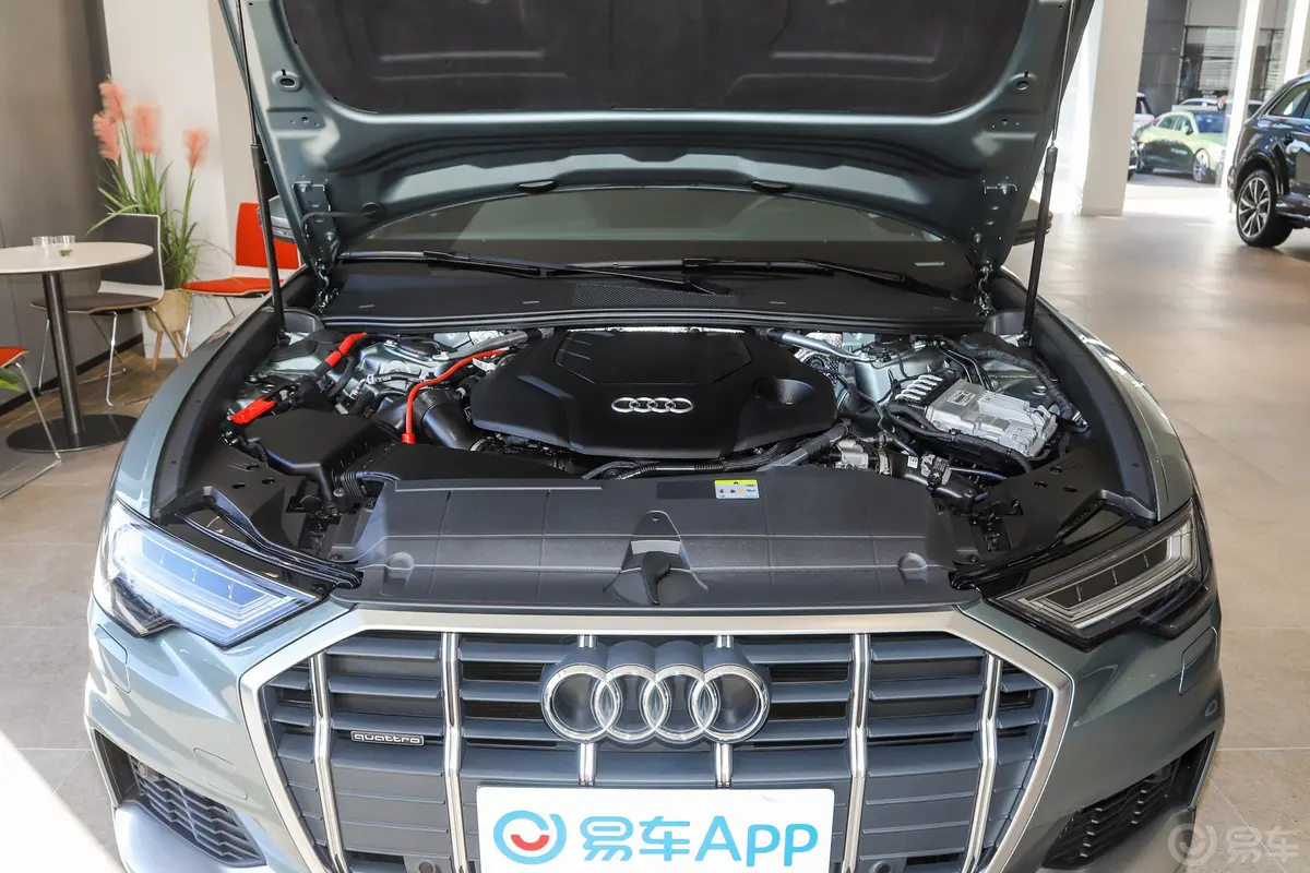 奥迪A6Allroad quattro 探索家 55 TFSI 尊享越野型外观