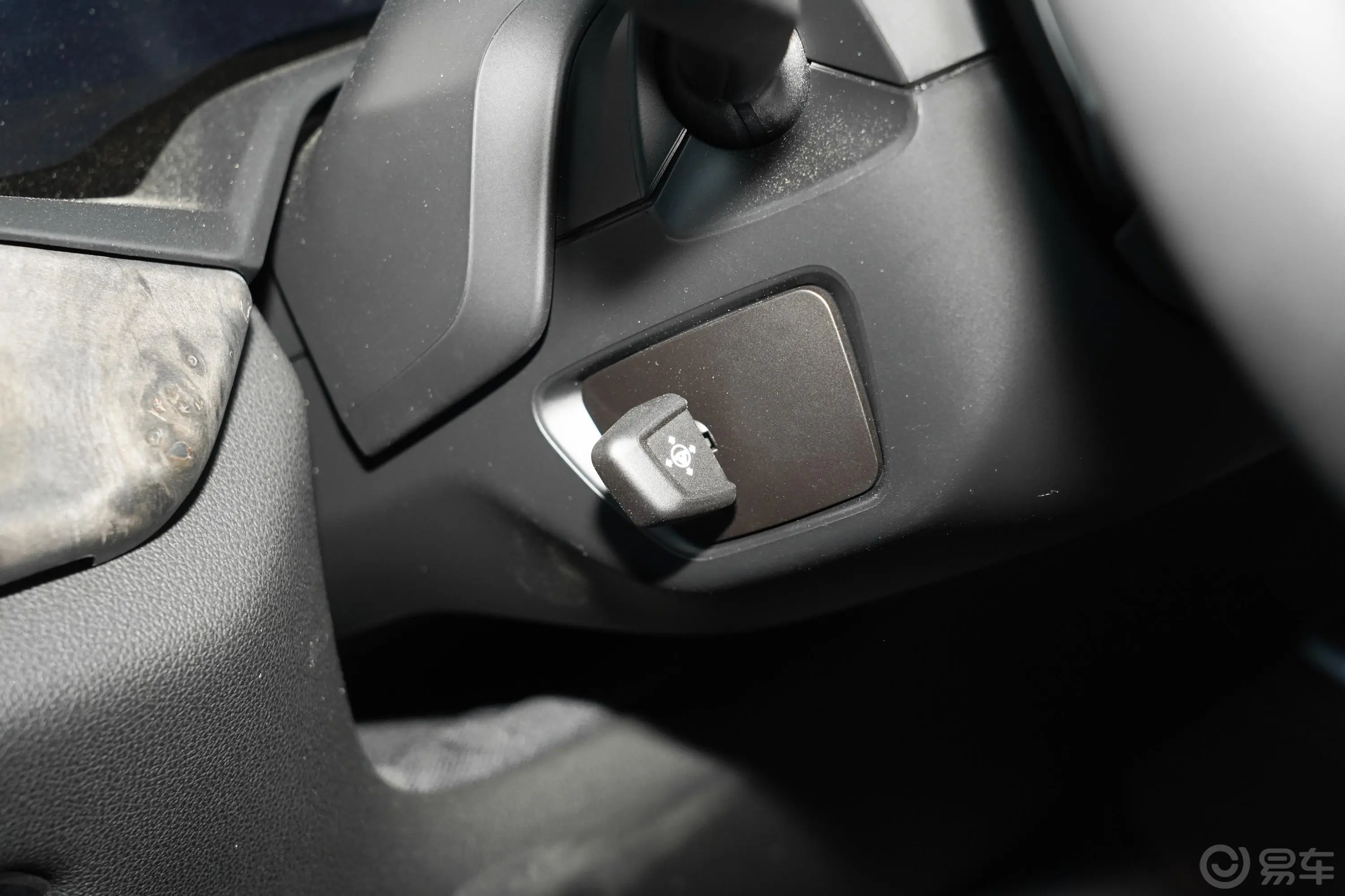宝马X5(进口)xDrive40i 尊享型 M运动套装方向盘调节