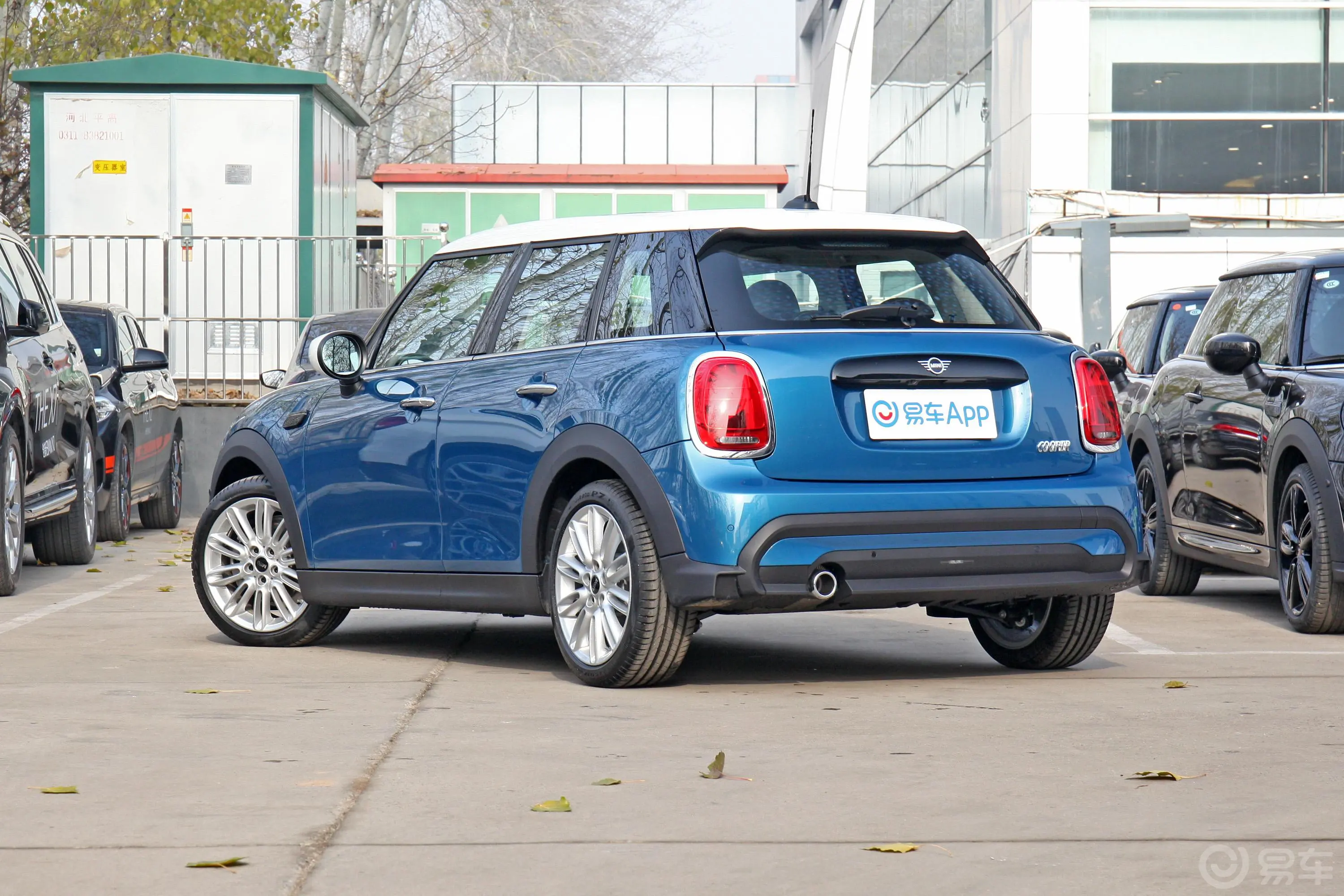 MINI改款 1.5T COOPER 经典派 五门版外观