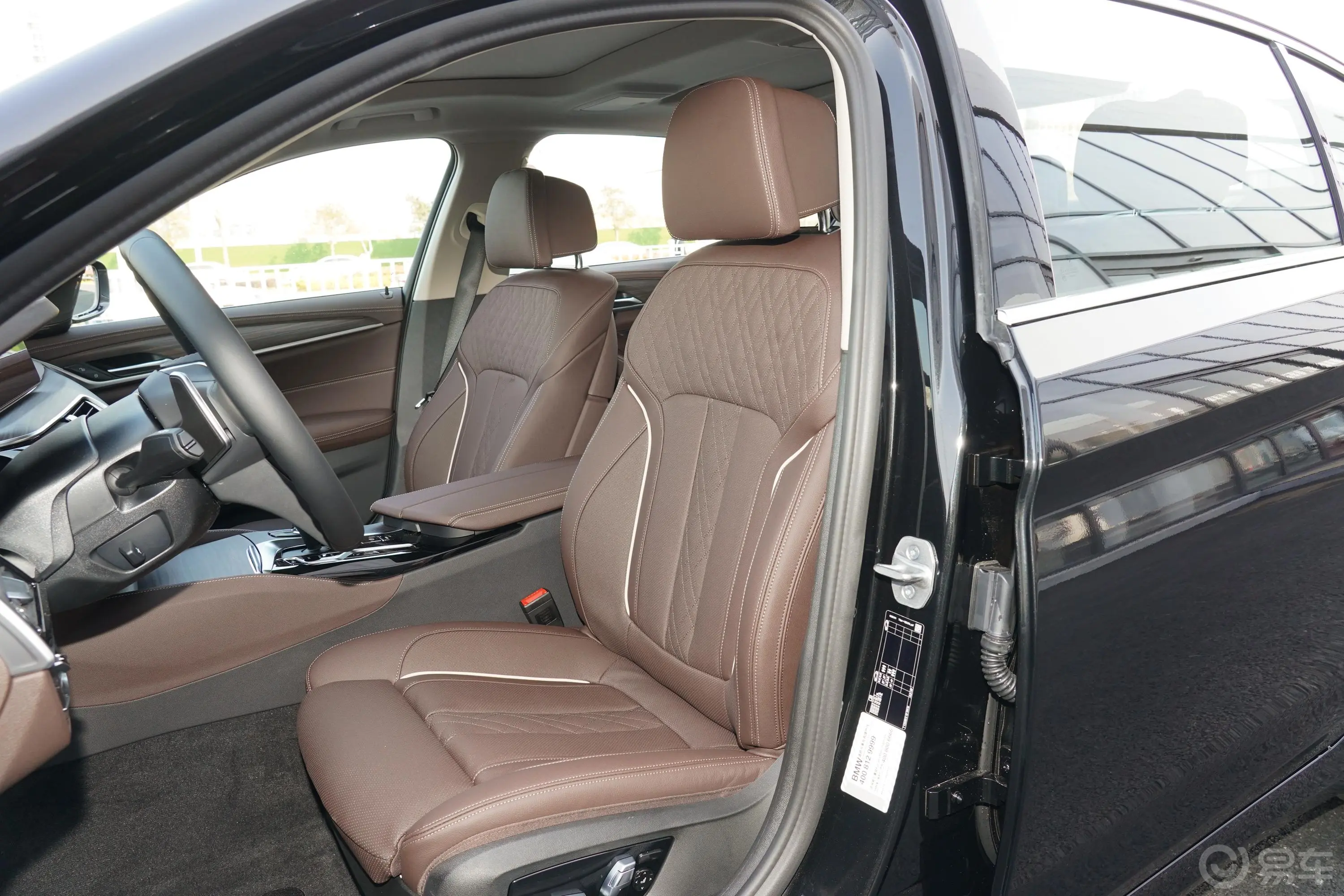 宝马5系改款 530Li 尊享型豪华套装驾驶员座椅