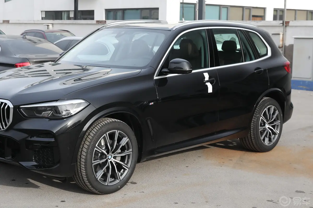 宝马X5(进口)xDrive30i M运动套装外观