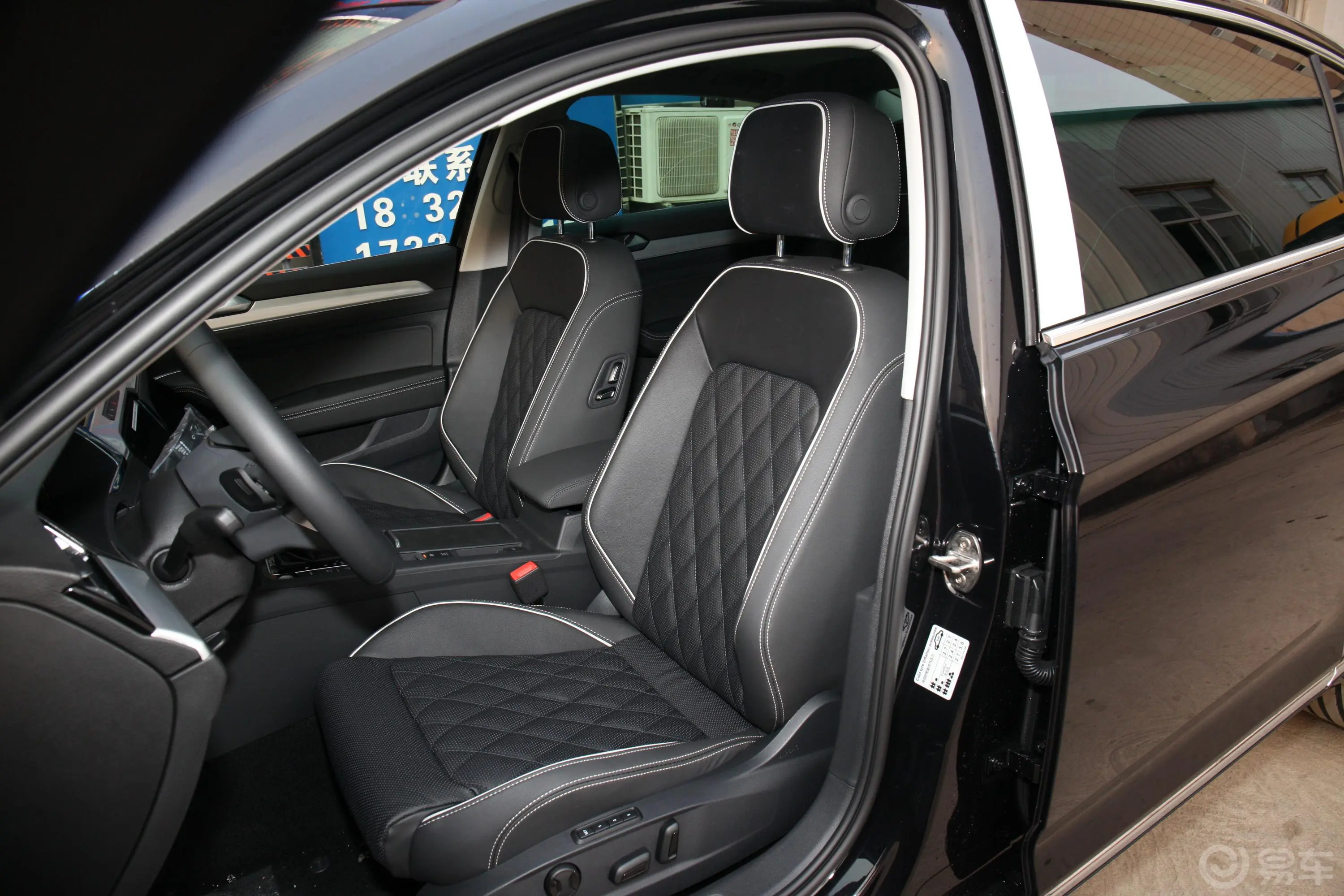 迈腾GTE 插电混动1.4T 尊贵型驾驶员座椅