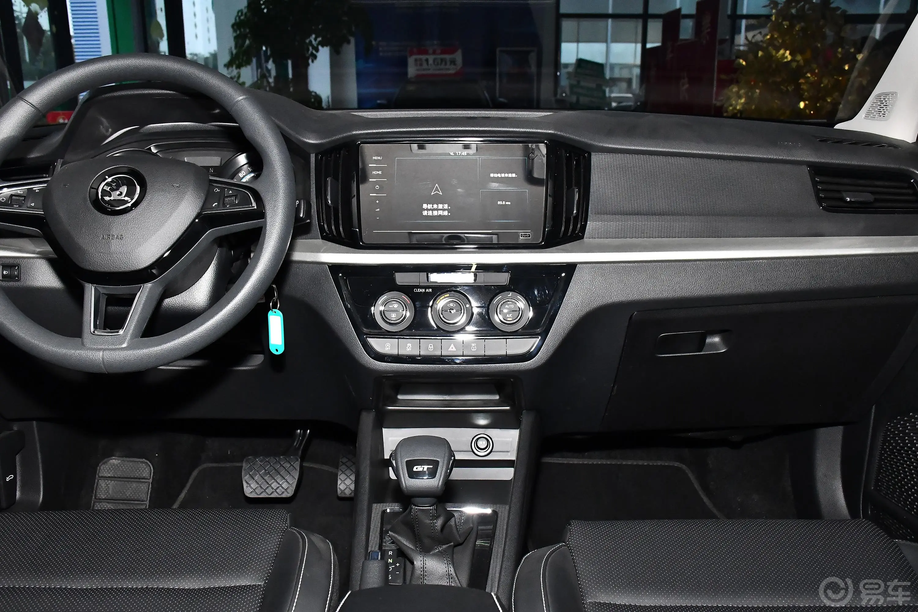 柯米克GT 1.5L 自动舒适版中控台整体