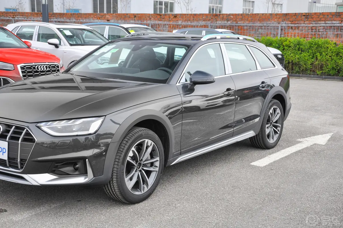 奥迪A4(进口)allroad quattro外观