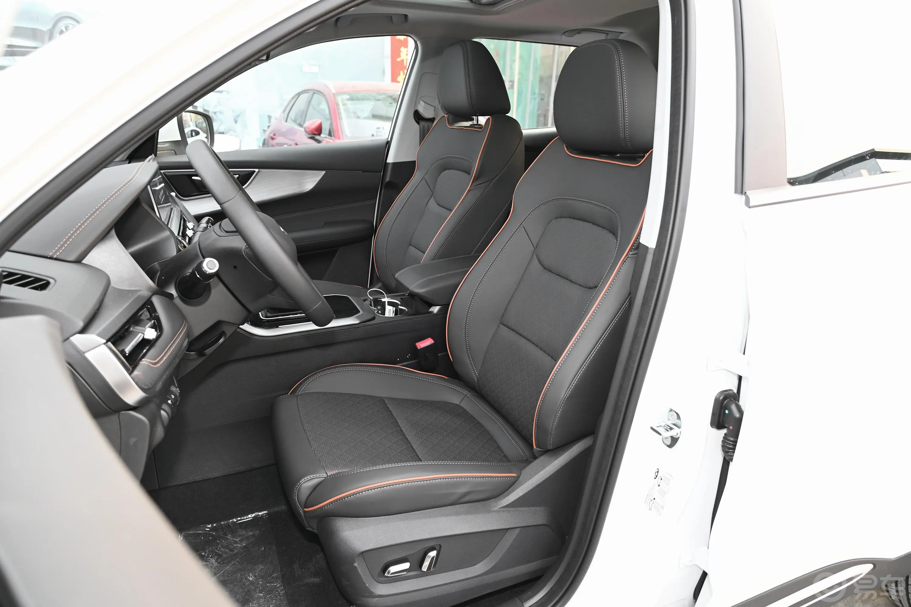 瑞虎5x1.5L CVT 新享版驾驶员座椅