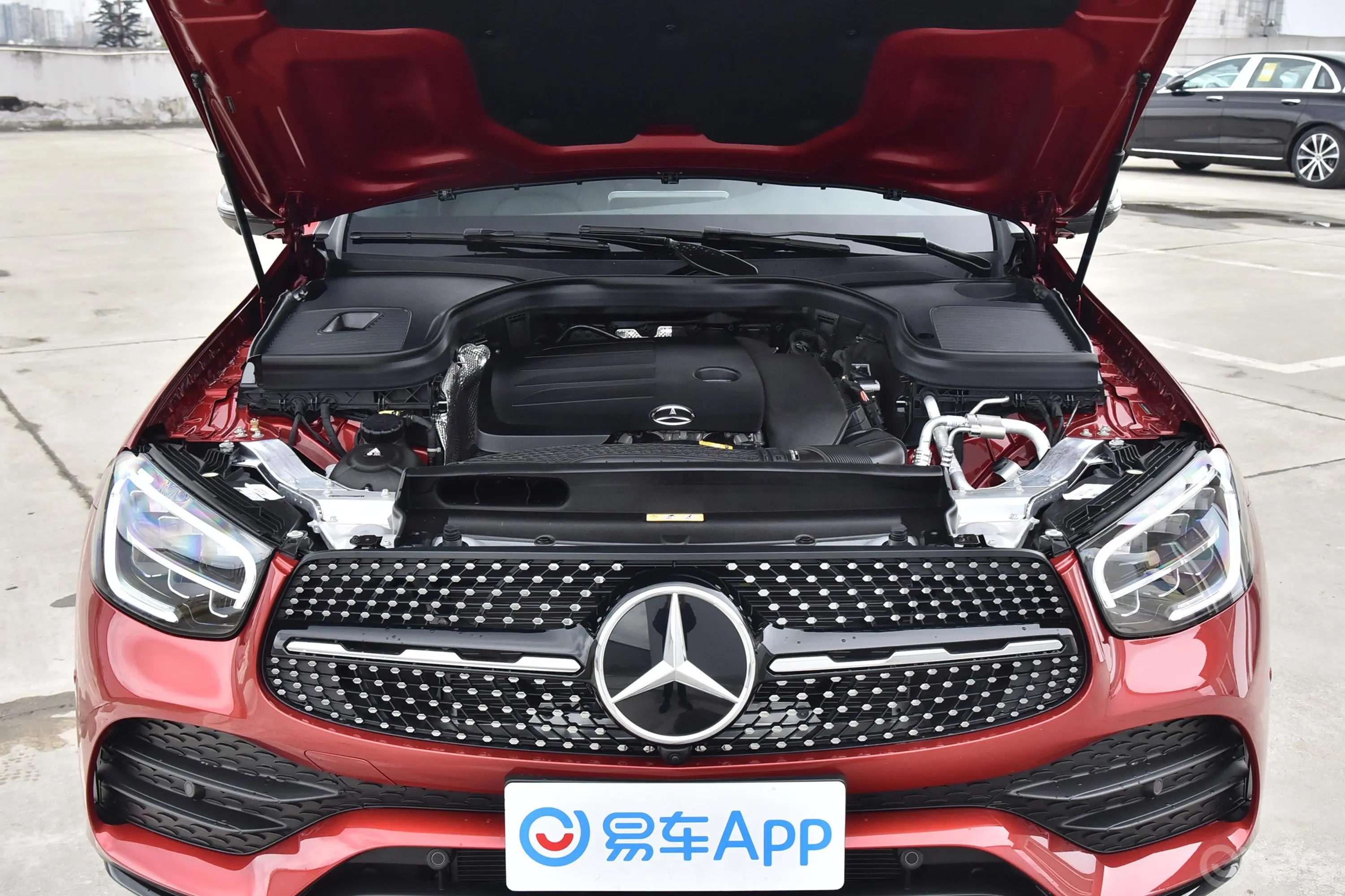 奔驰GLC轿跑改款 GLC 260 4MATIC 轿跑SUV外观