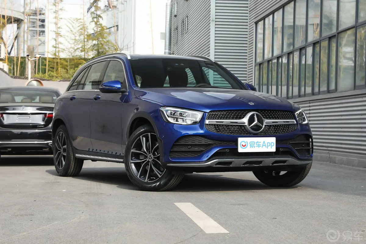 奔驰GLC改款 GLC 300 L 4MATIC 动感型外观