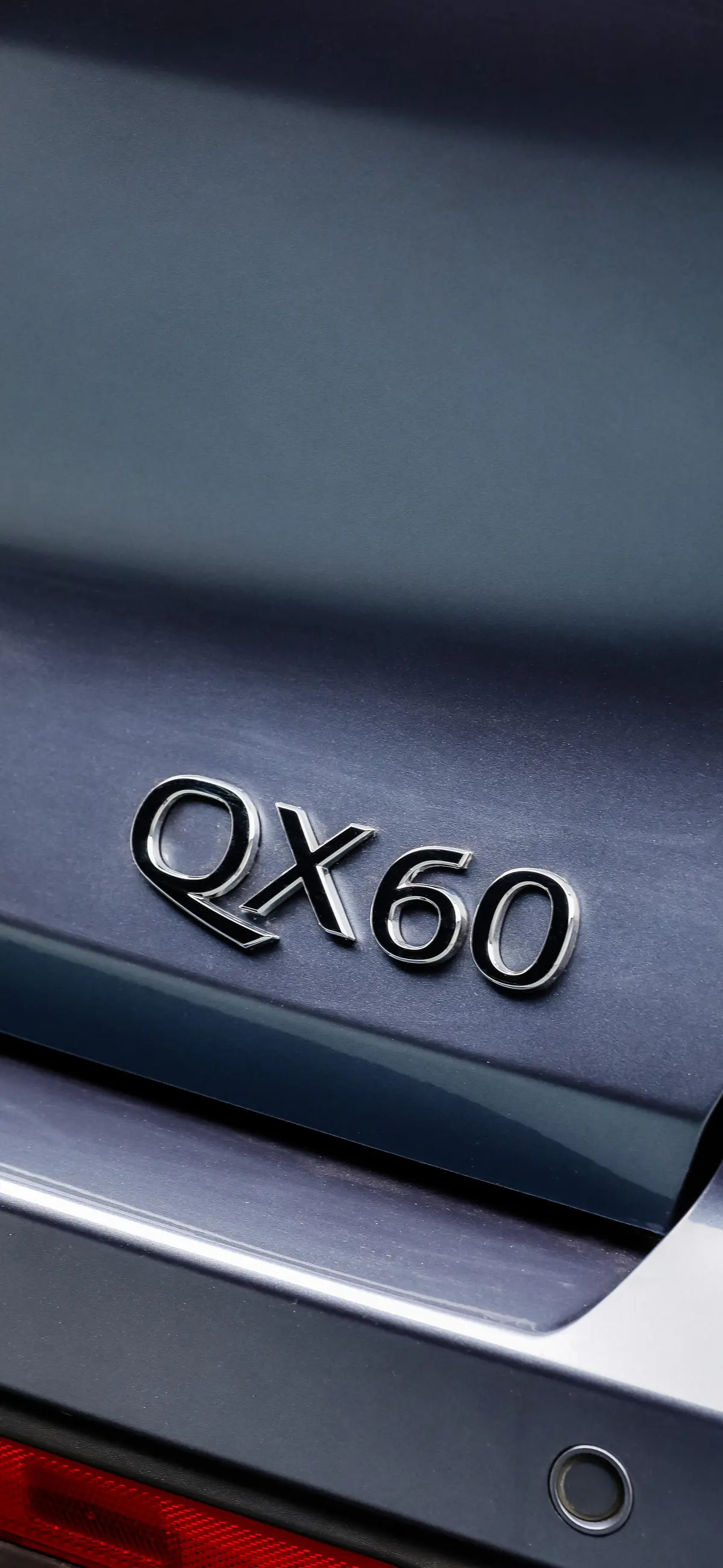 英菲尼迪QX602.0T 手自一体 四驱 旗舰版