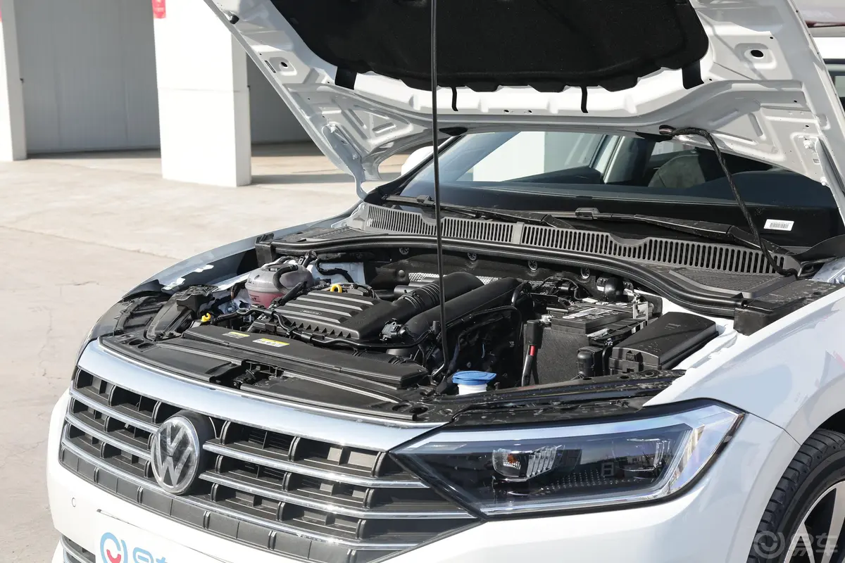 速腾280TSI 双离合卓越版外观