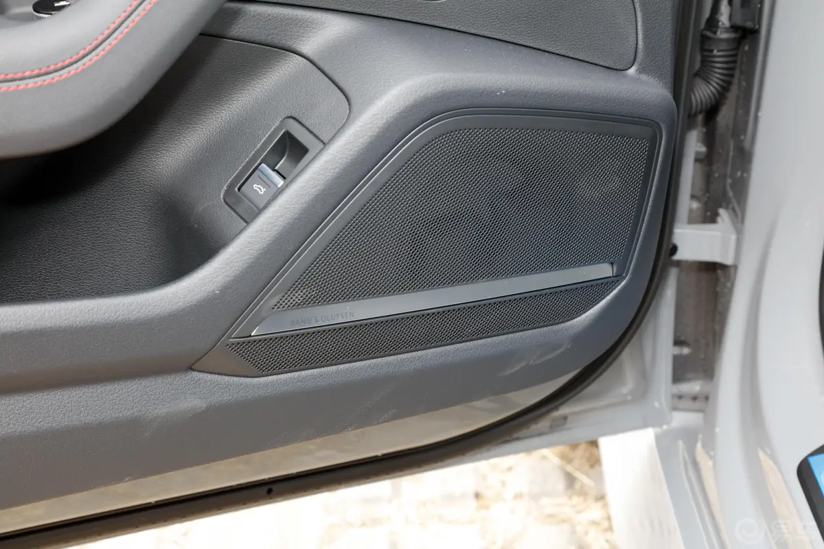 奥迪RS 74.0T Sportback音响和品牌
