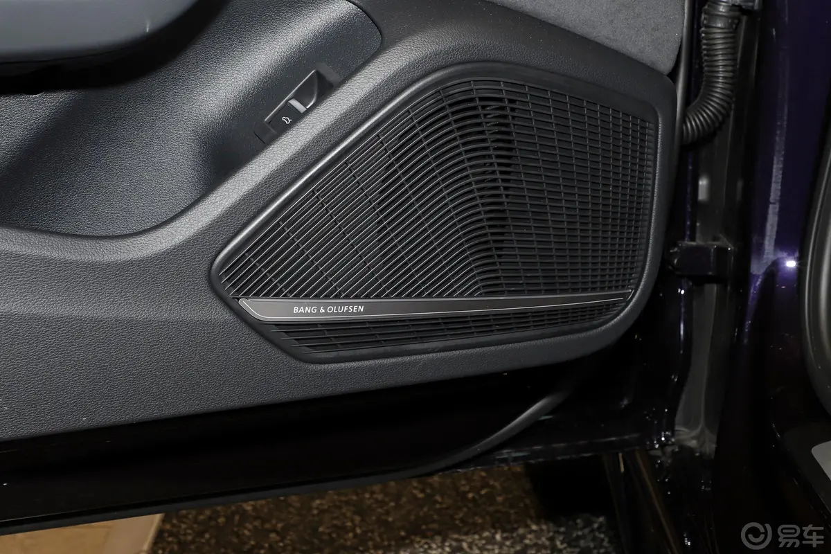 奥迪RS 42.9T Avant 黑曜版音响和品牌