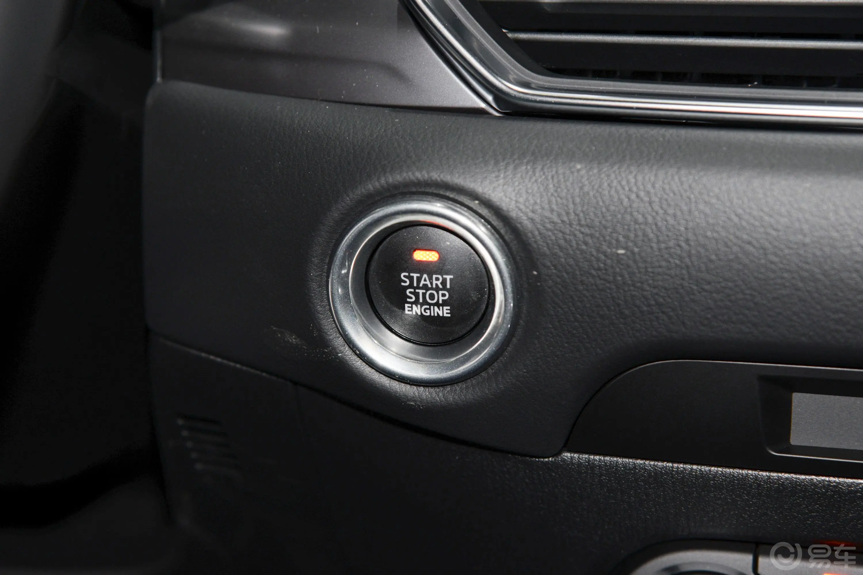 马自达CX-52.0L 两驱智尚型钥匙孔或一键启动按键
