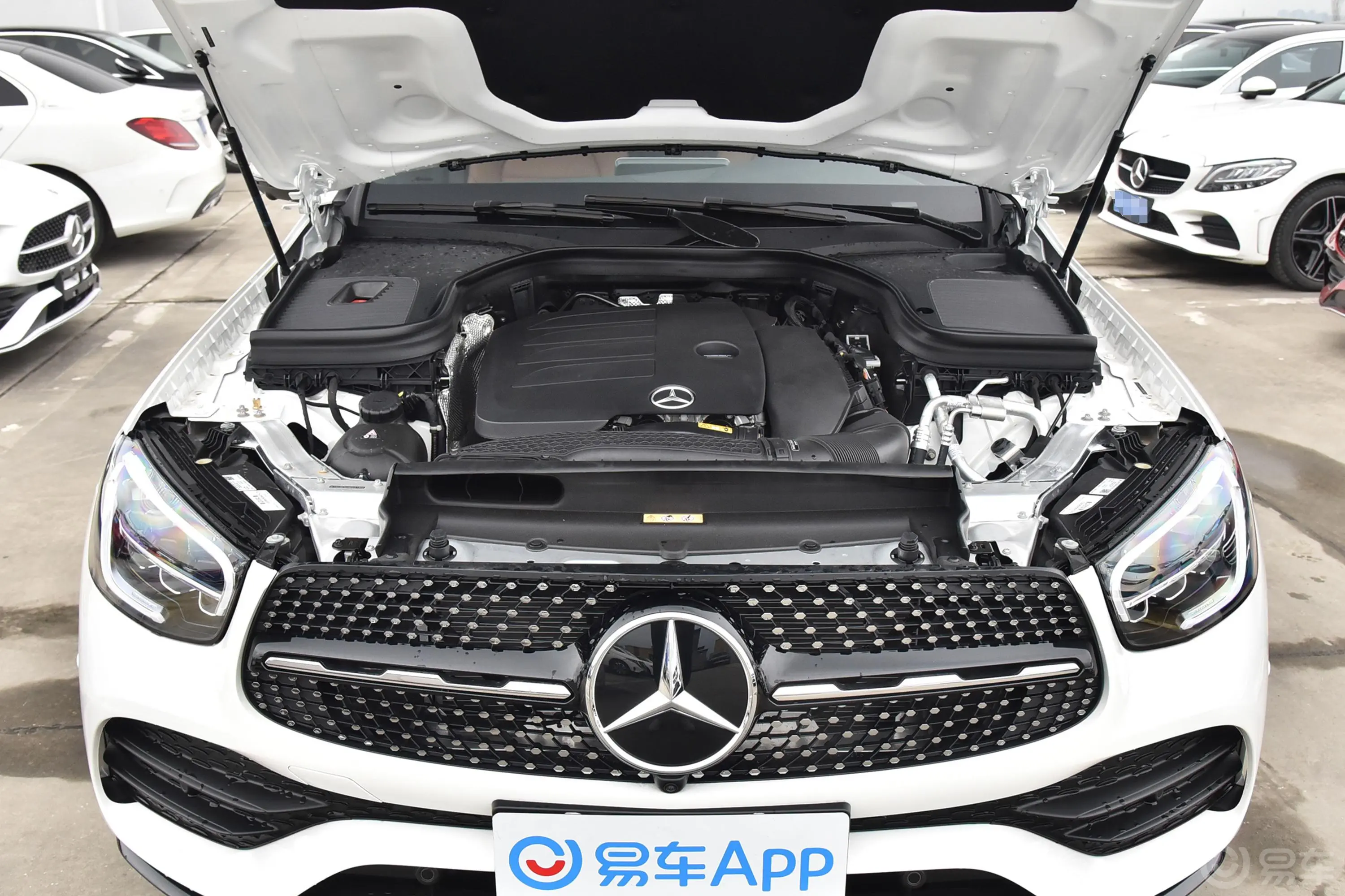 奔驰GLC轿跑改款 GLC 300 4MATIC 轿跑SUV发动机舱整体