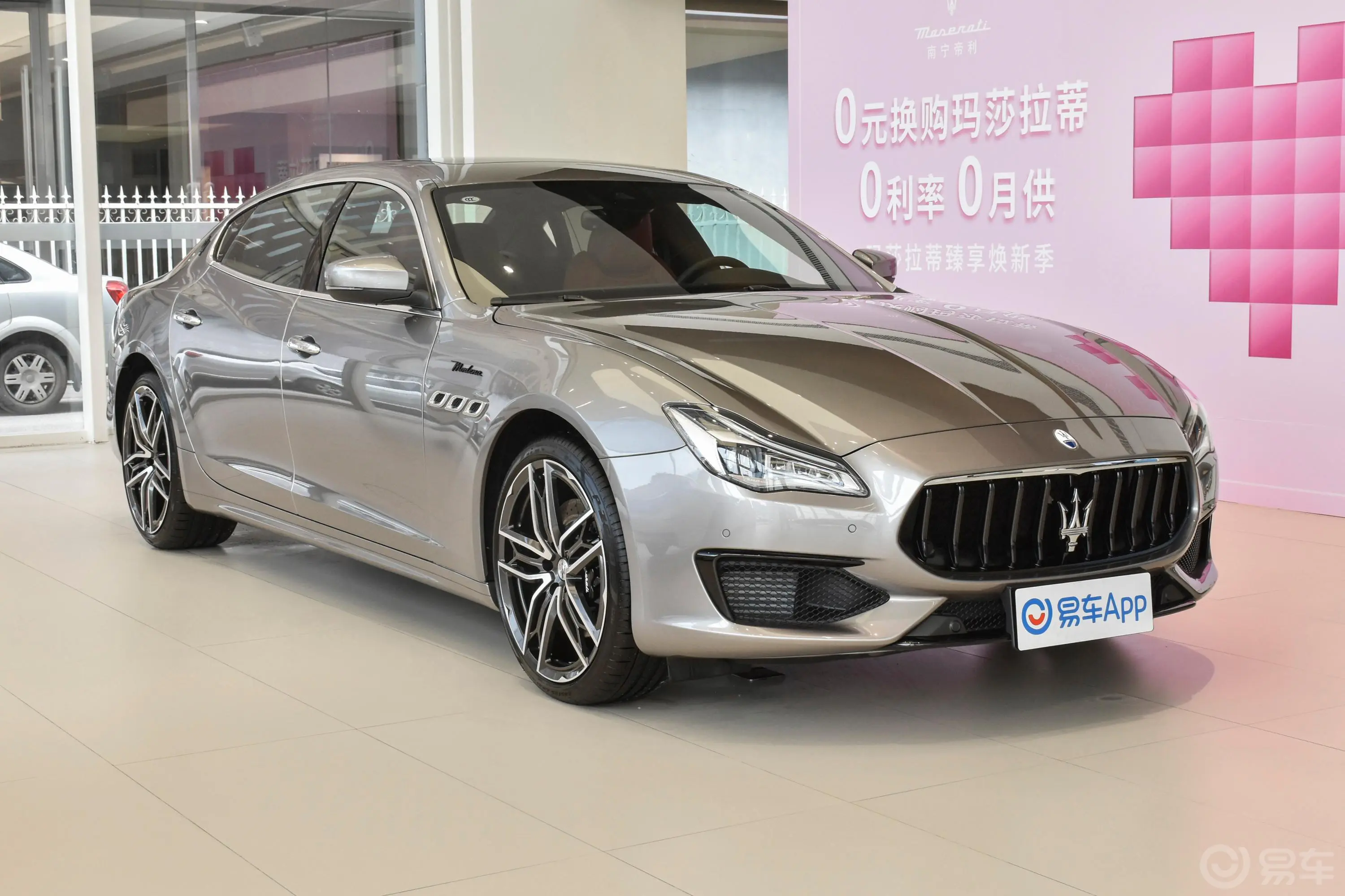 Quattroporte3.0T S Q4 豪华版外观灯组