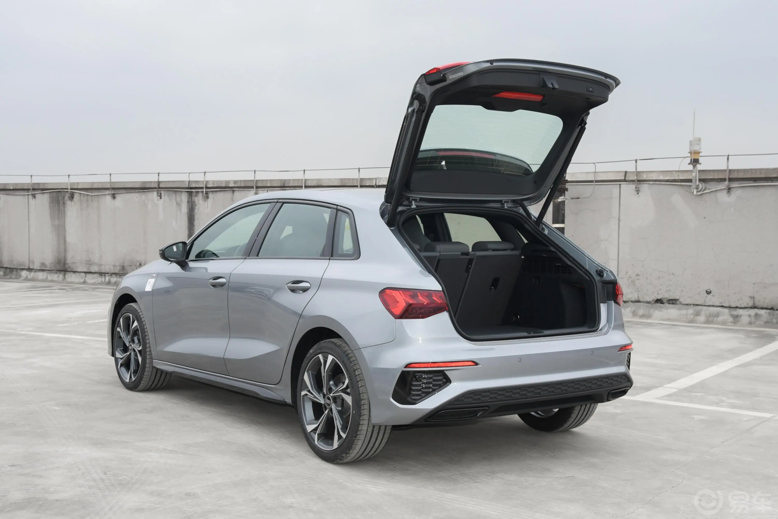 奥迪A3Sportback 35 TFSI 时尚运动型空间