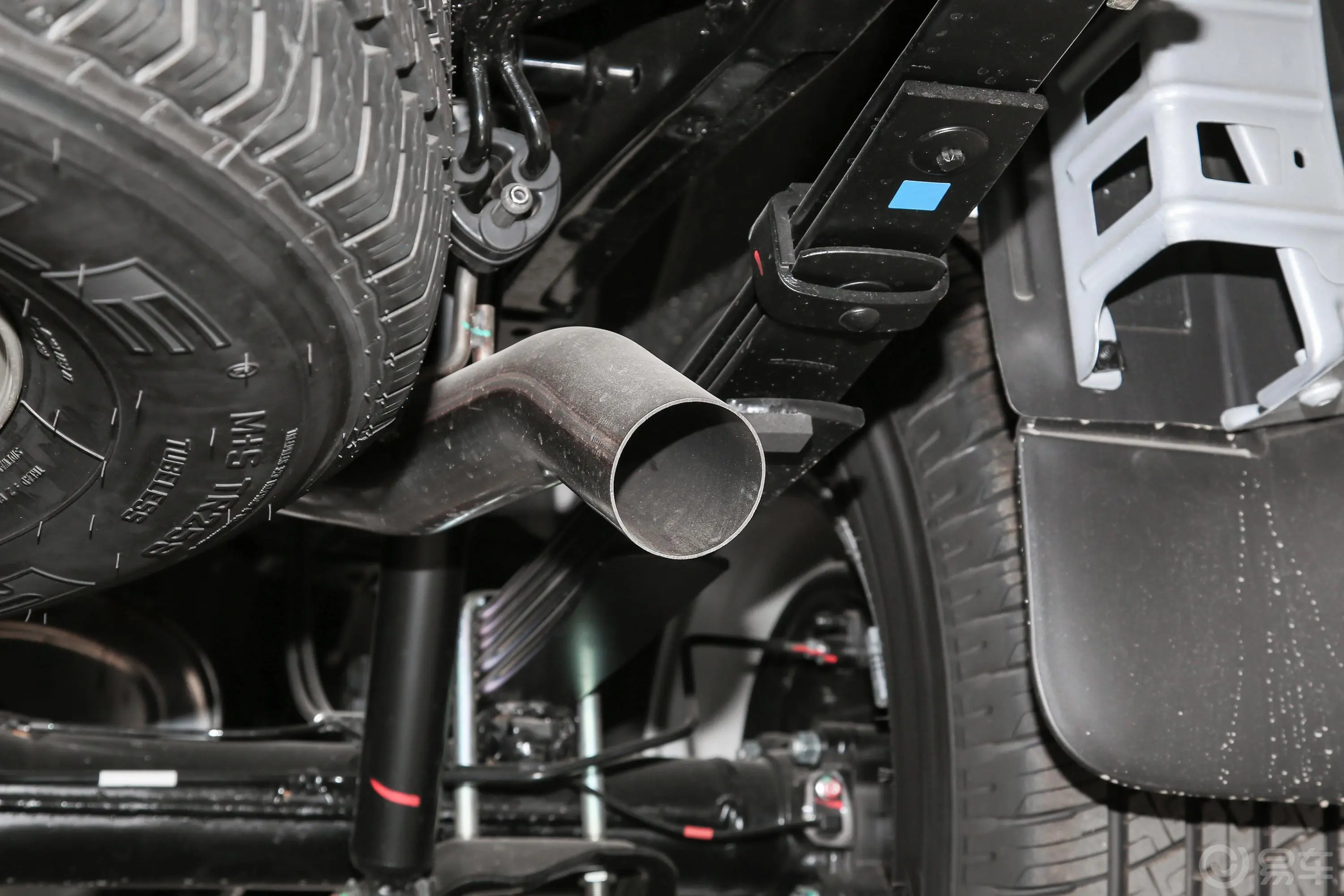 瑞迈2.4T 四驱标轴舒适版 汽油外观