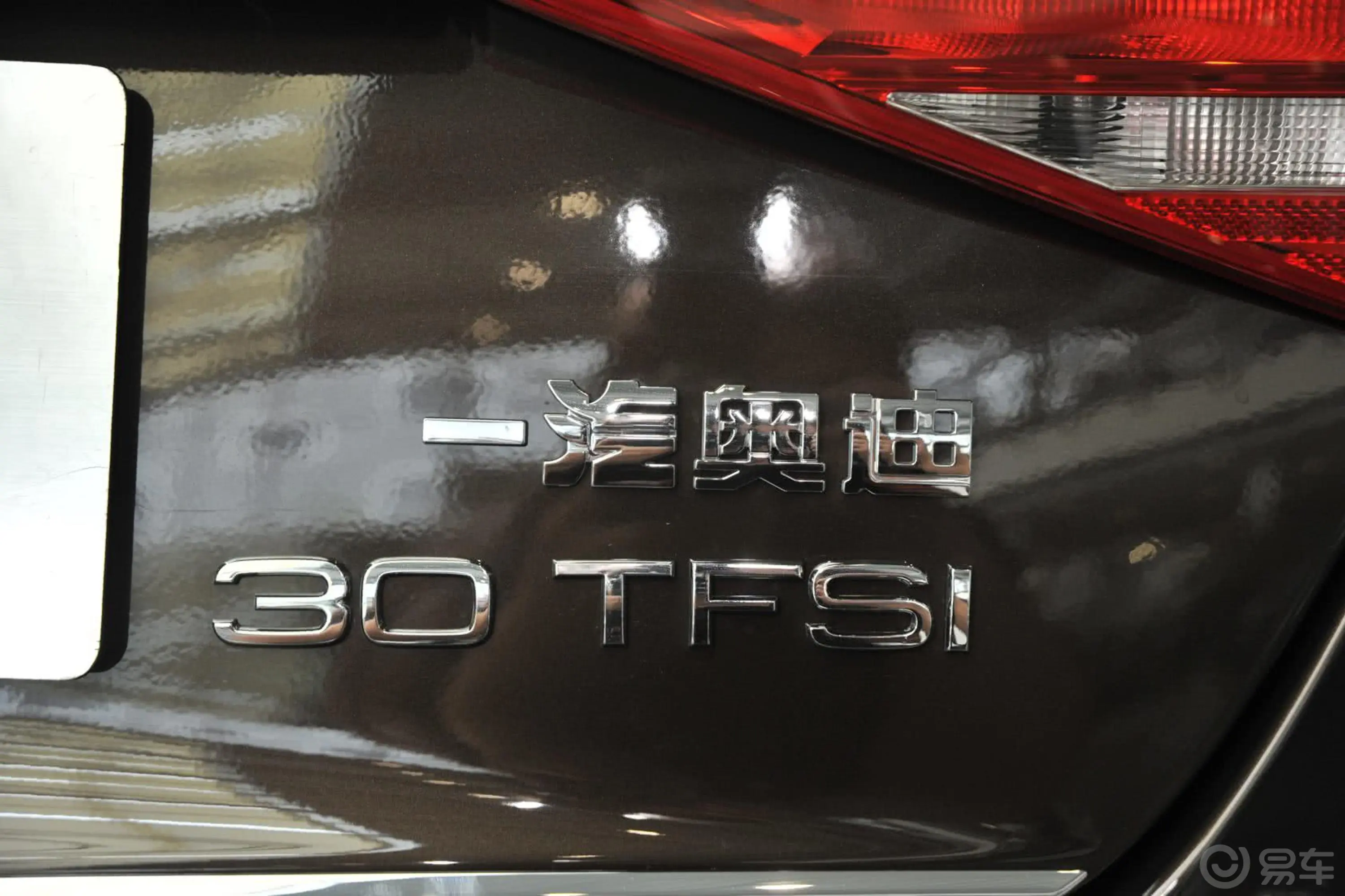 奥迪A4L30 TFSI 自动 舒适型外观